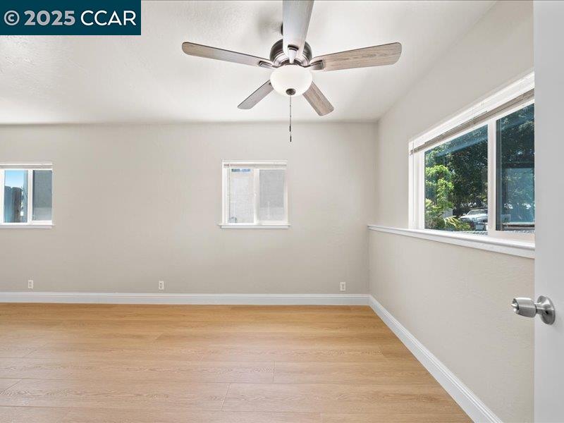 Detail Gallery Image 30 of 39 For 2910 Almond St, Martinez,  CA 94553 - 4 Beds | 3 Baths