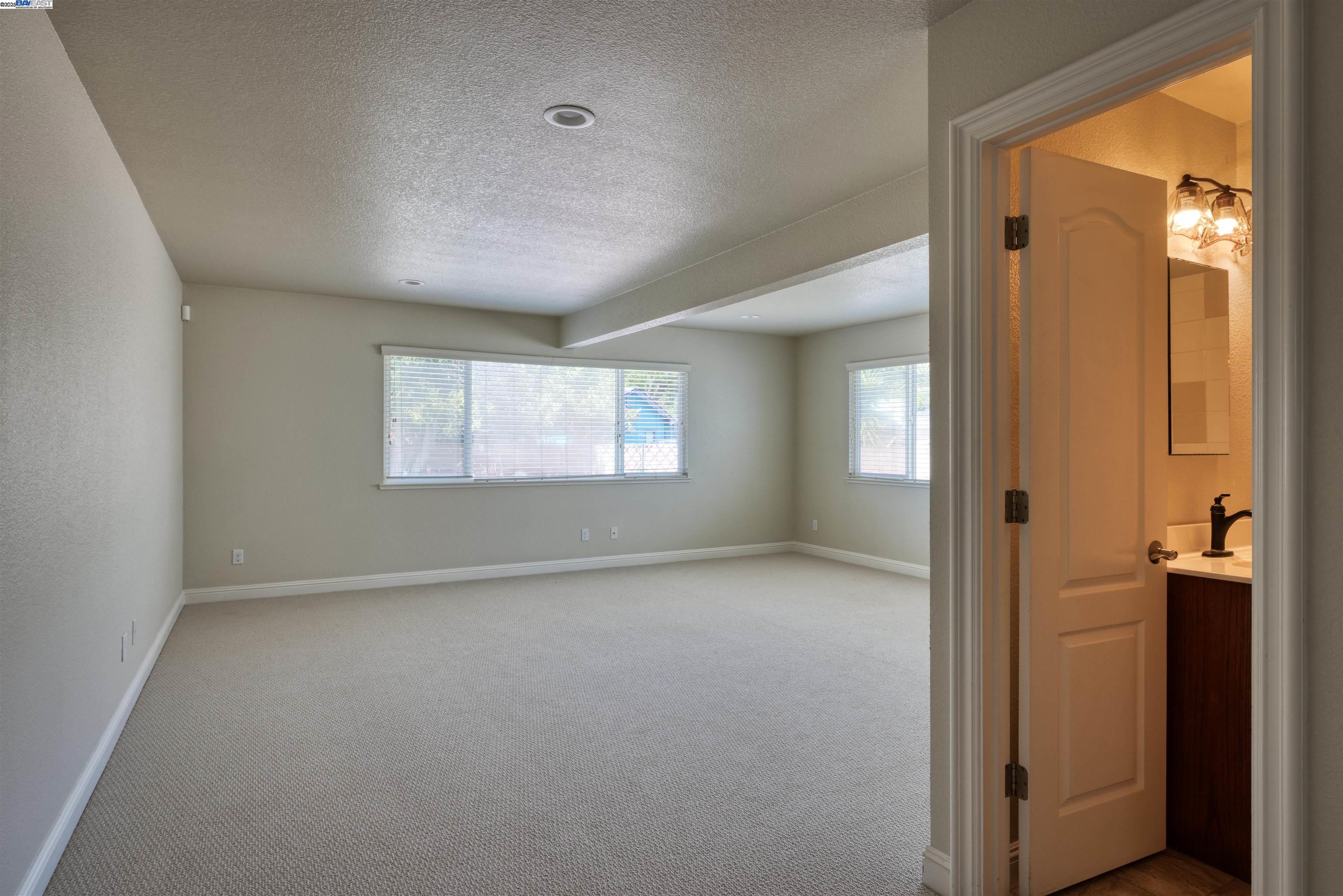 Detail Gallery Image 12 of 27 For 1637 Lemon St, Vallejo,  CA 94590 - 2 Beds | 2 Baths