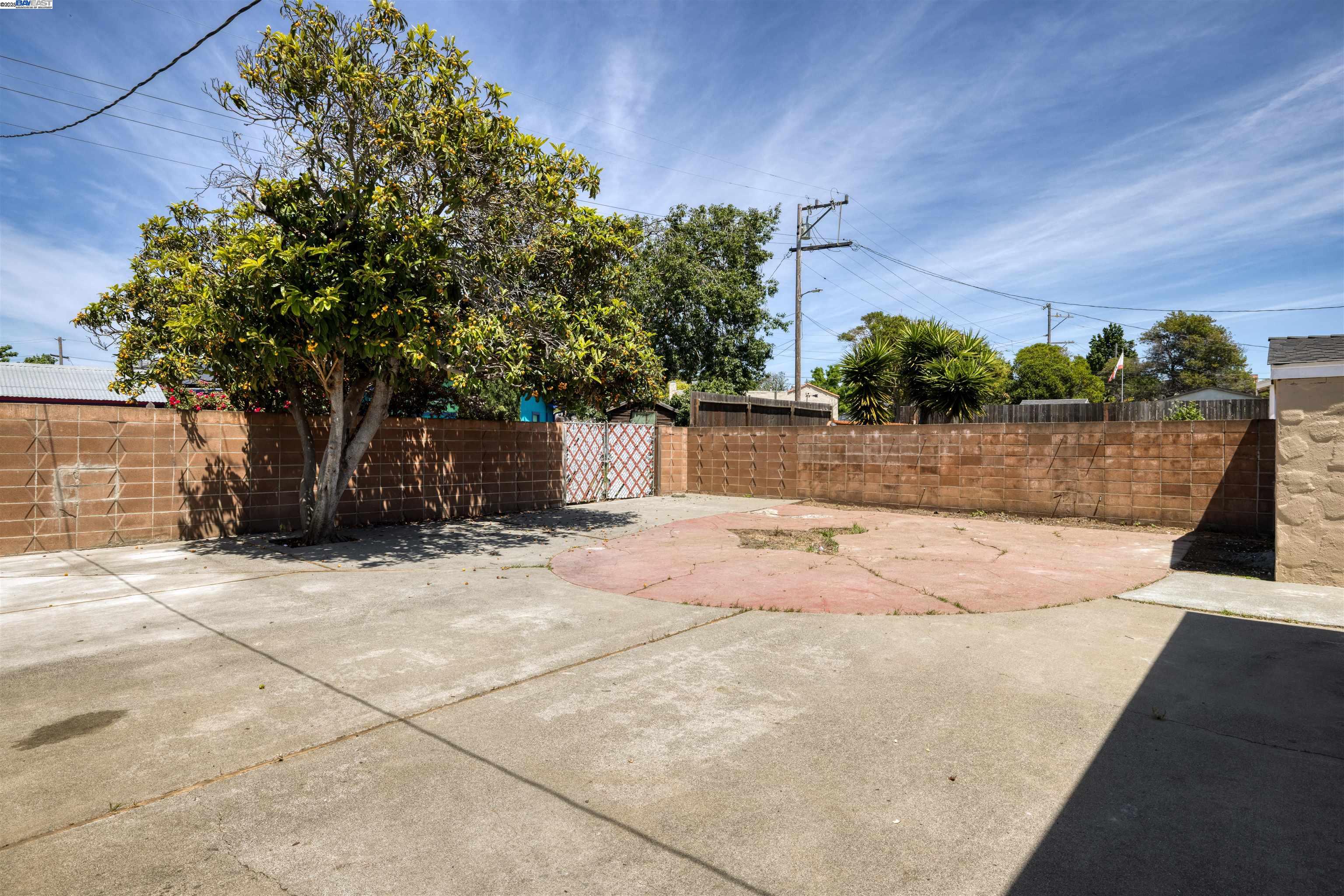 Detail Gallery Image 26 of 27 For 1637 Lemon St, Vallejo,  CA 94590 - 2 Beds | 2 Baths