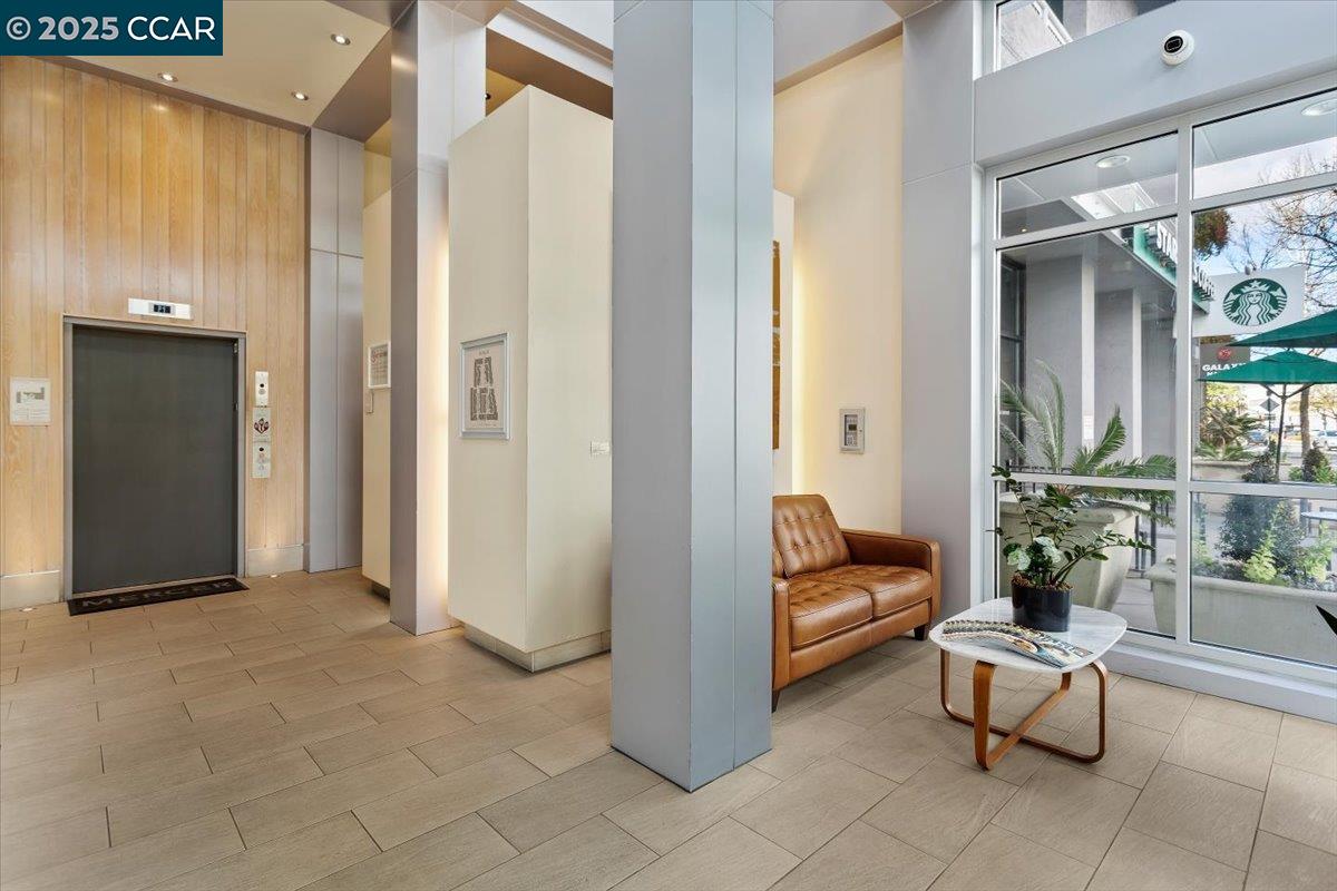 1655 N California Blvd # 312, Walnut Creek, California 94596, 1 Bedroom Bedrooms, 5 Rooms Rooms,1 BathroomBathrooms,Residential Lease,For Rent,1655 N California Blvd # 312,41096395
