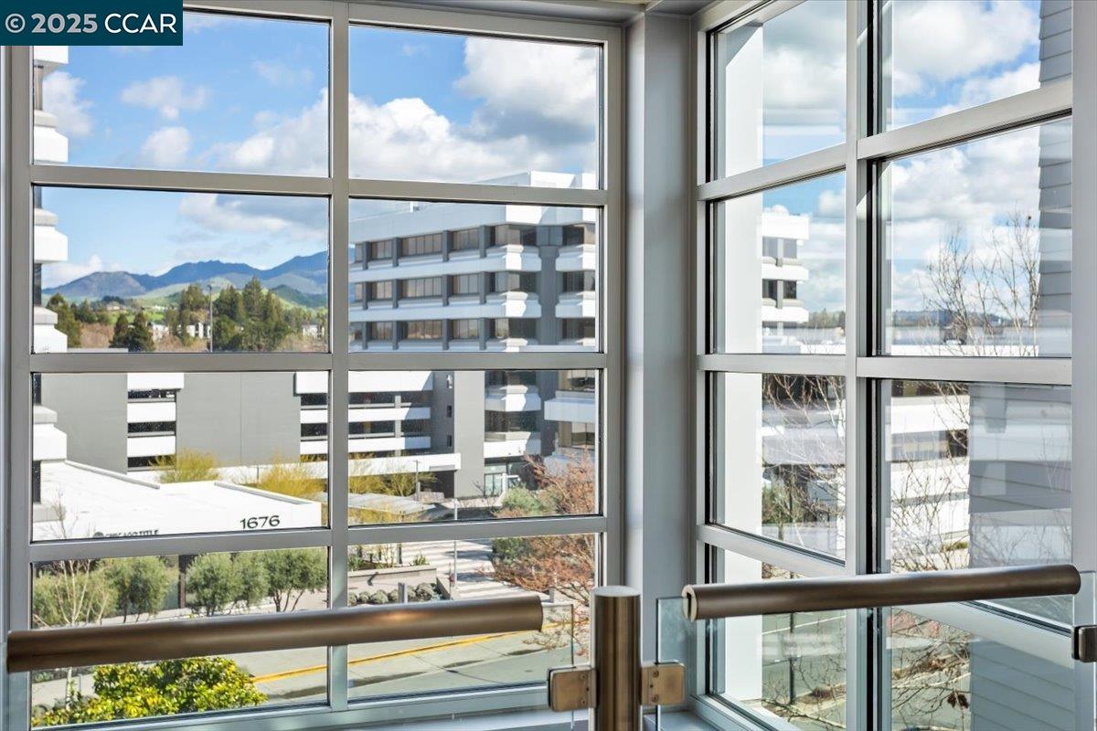 1655 N California Blvd # 312, Walnut Creek, California 94596, 1 Bedroom Bedrooms, 5 Rooms Rooms,1 BathroomBathrooms,Residential Lease,For Rent,1655 N California Blvd # 312,41096395