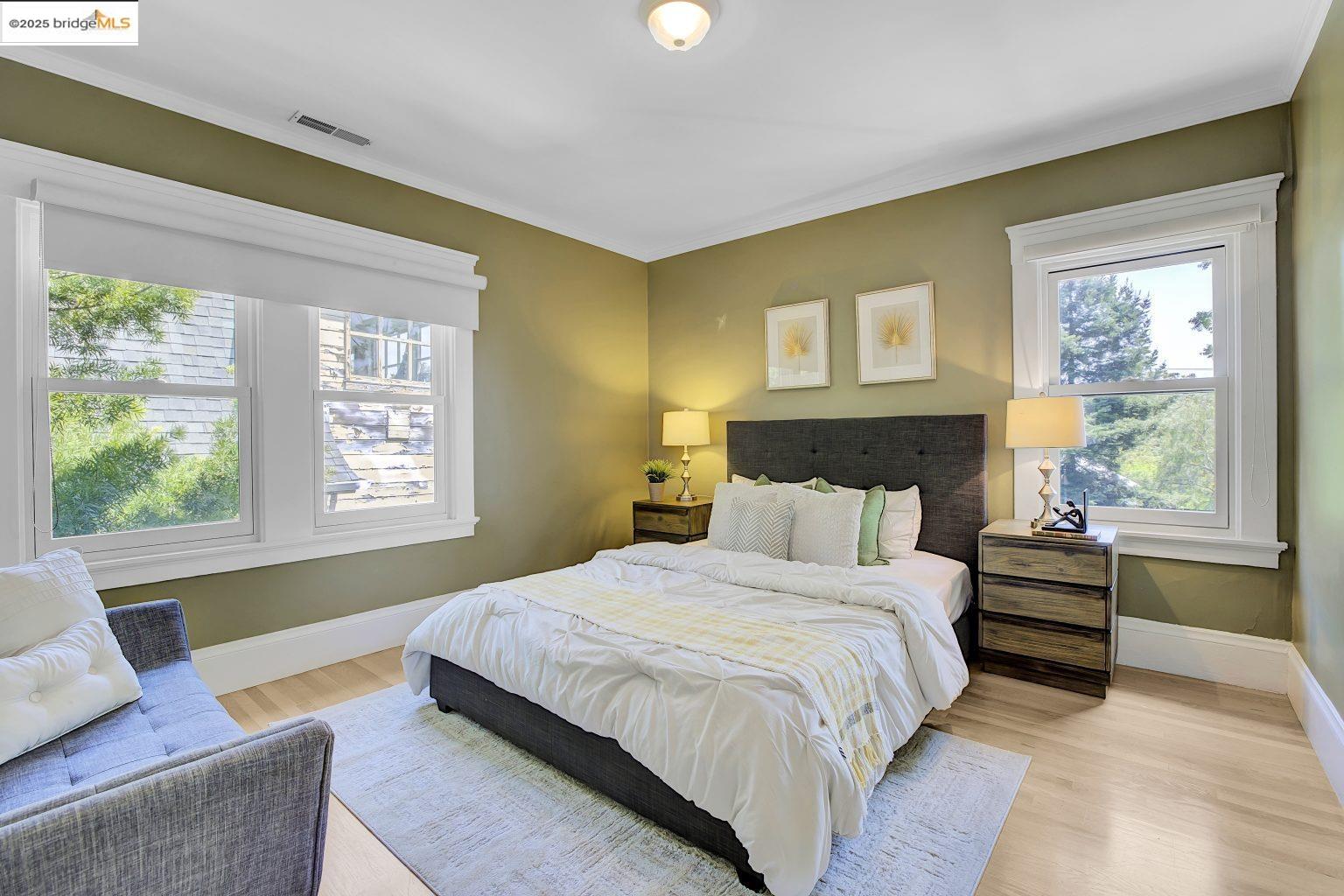 Detail Gallery Image 37 of 51 For 2134 Ward St, Berkeley,  CA 94705 - 4 Beds | 2 Baths