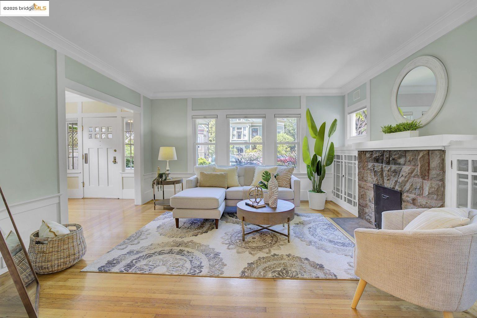 Detail Gallery Image 6 of 51 For 2134 Ward St, Berkeley,  CA 94705 - 4 Beds | 2 Baths