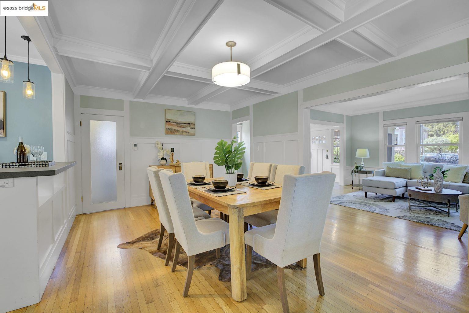 Detail Gallery Image 10 of 51 For 2134 Ward St, Berkeley,  CA 94705 - 4 Beds | 2 Baths