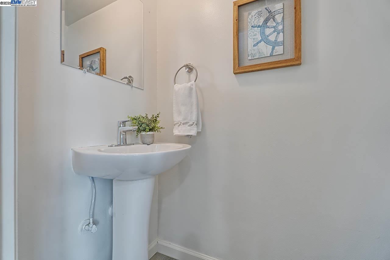 Detail Gallery Image 13 of 32 For 4654 Balboa Way, Fremont,  CA 94536 - 2 Beds | 1/1 Baths
