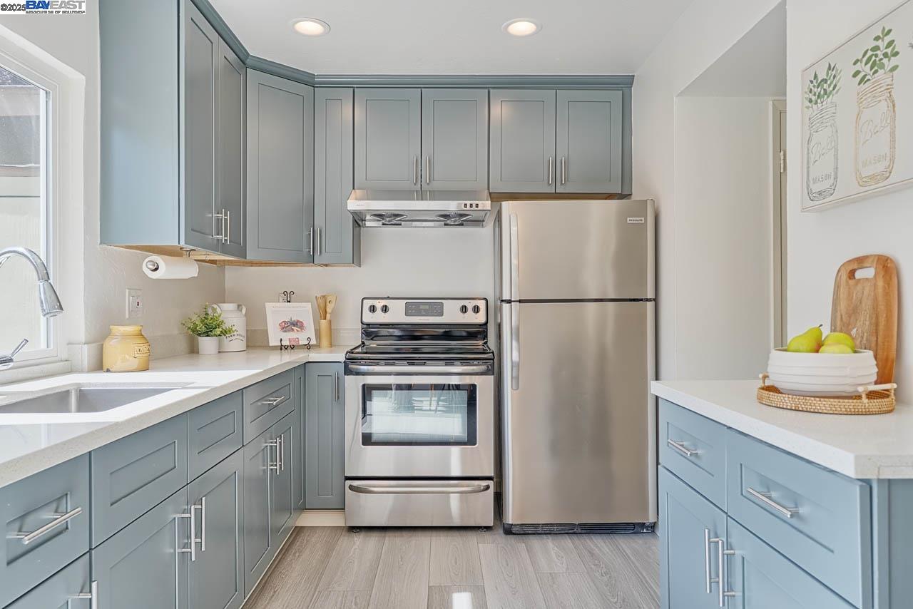 Detail Gallery Image 17 of 32 For 4654 Balboa Way, Fremont,  CA 94536 - 2 Beds | 1/1 Baths
