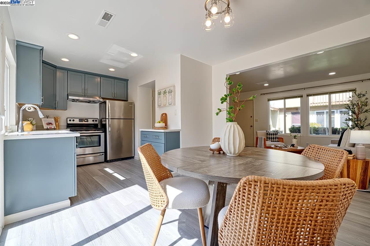 Detail Gallery Image 26 of 32 For 4654 Balboa Way, Fremont,  CA 94536 - 2 Beds | 1/1 Baths