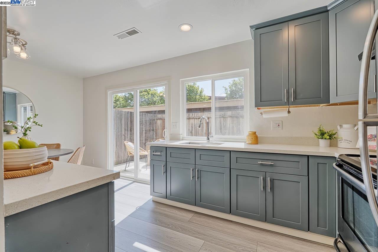 Detail Gallery Image 27 of 32 For 4654 Balboa Way, Fremont,  CA 94536 - 2 Beds | 1/1 Baths