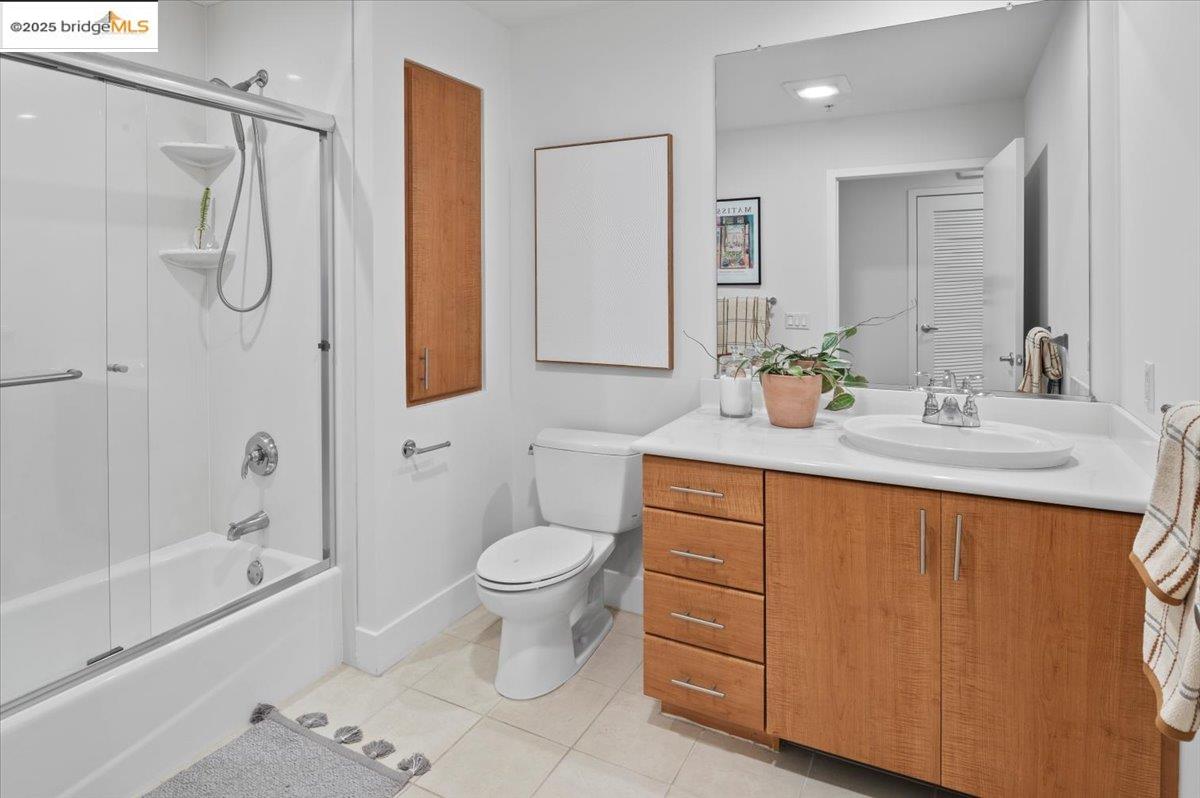 Detail Gallery Image 27 of 43 For 438 W Grand Ave #627,  Oakland,  CA 94612 - 2 Beds | 2 Baths