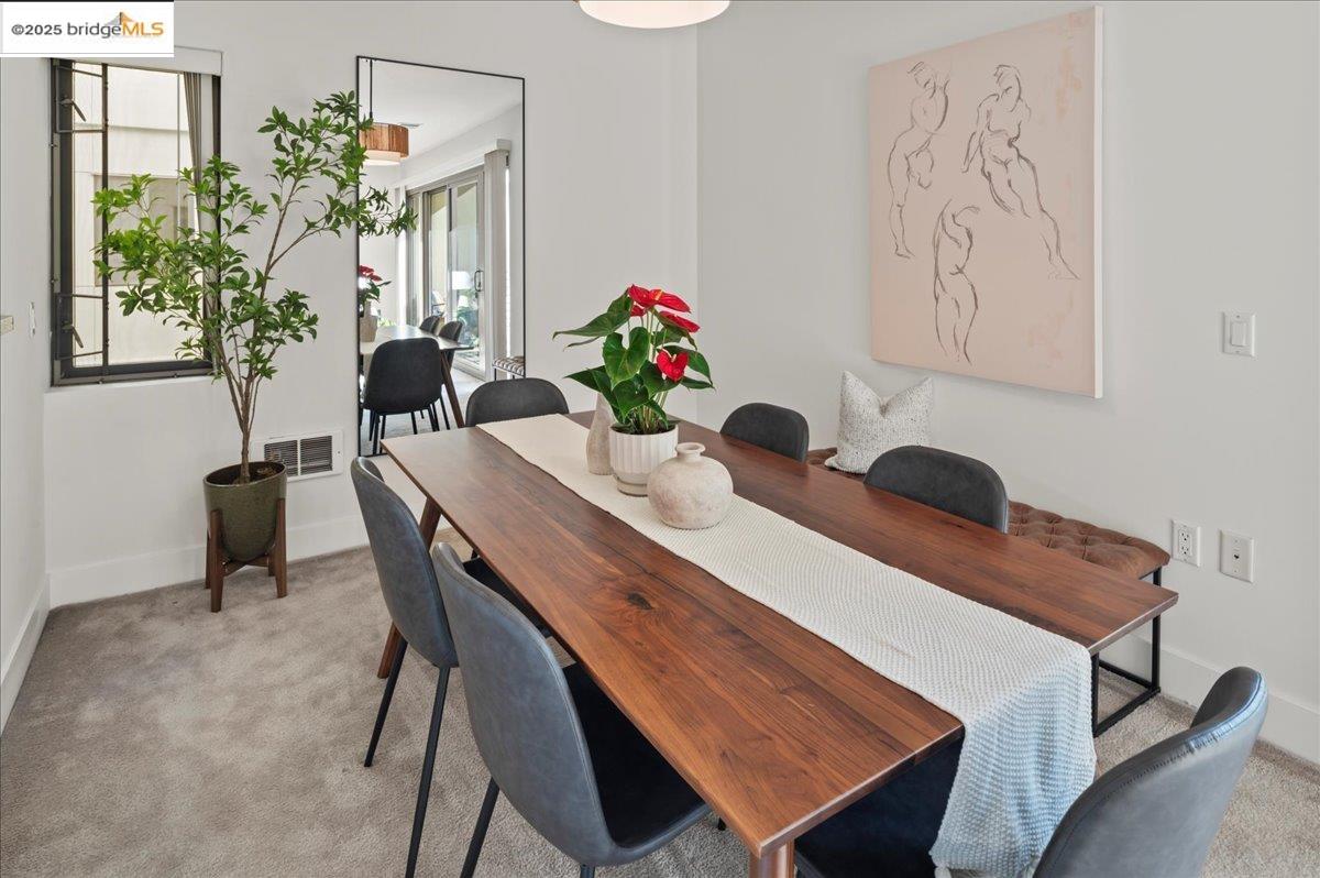 Detail Gallery Image 6 of 48 For 438 W Grand Ave #627,  Oakland,  CA 94612 - 2 Beds | 2 Baths