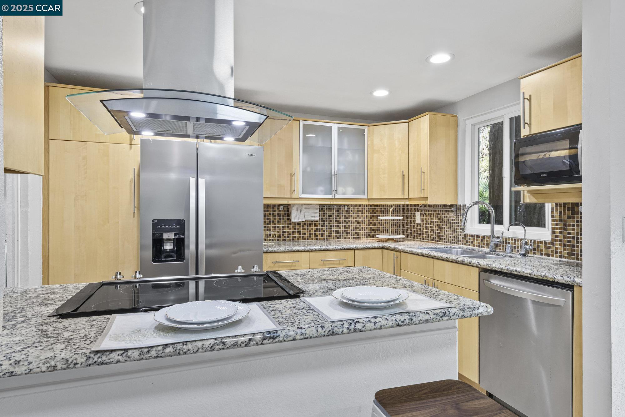 Detail Gallery Image 12 of 38 For 1117 Indian Summer Ct, San Jose,  CA 95122 - 2 Beds | 1 Baths