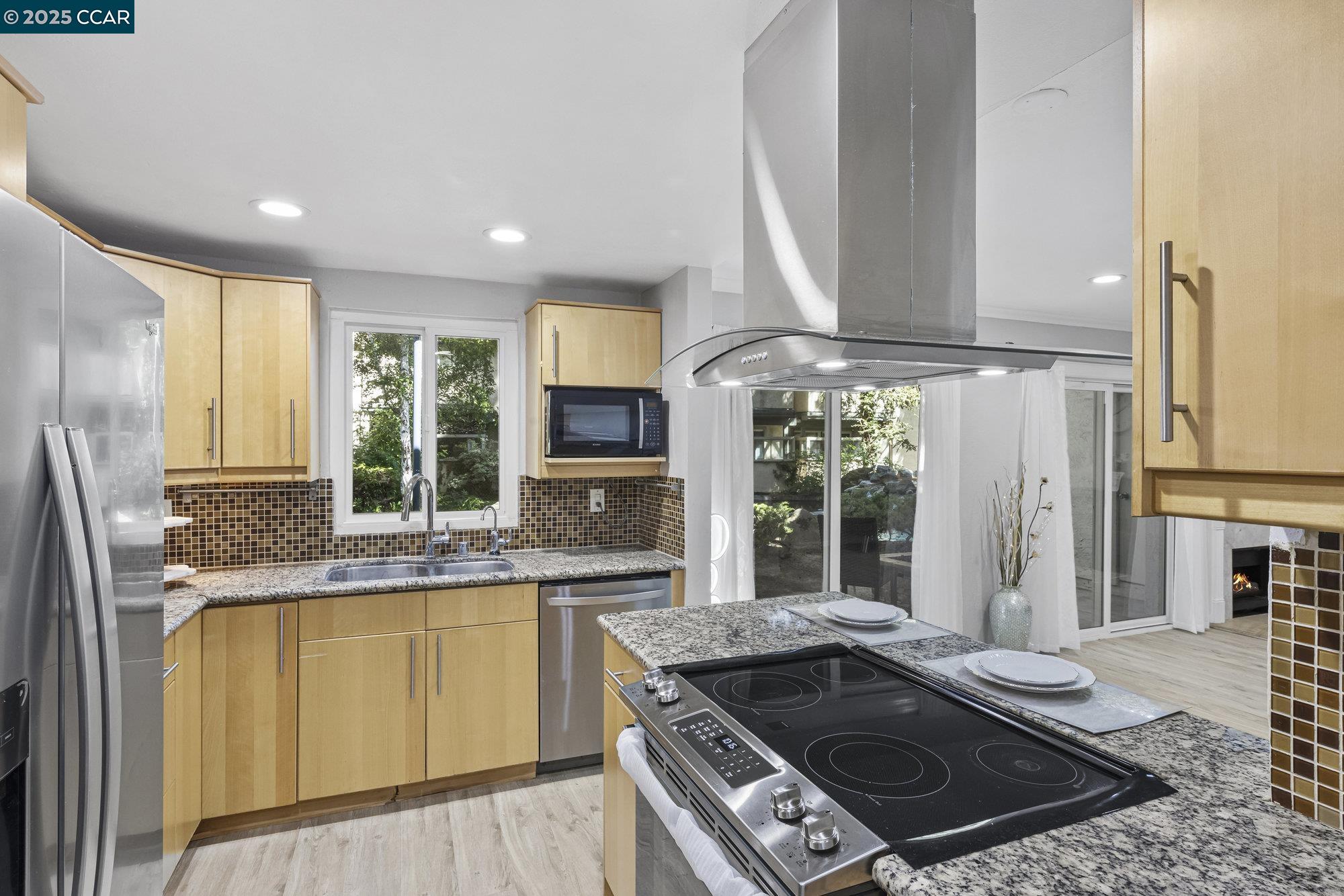 Detail Gallery Image 13 of 38 For 1117 Indian Summer Ct, San Jose,  CA 95122 - 2 Beds | 1 Baths