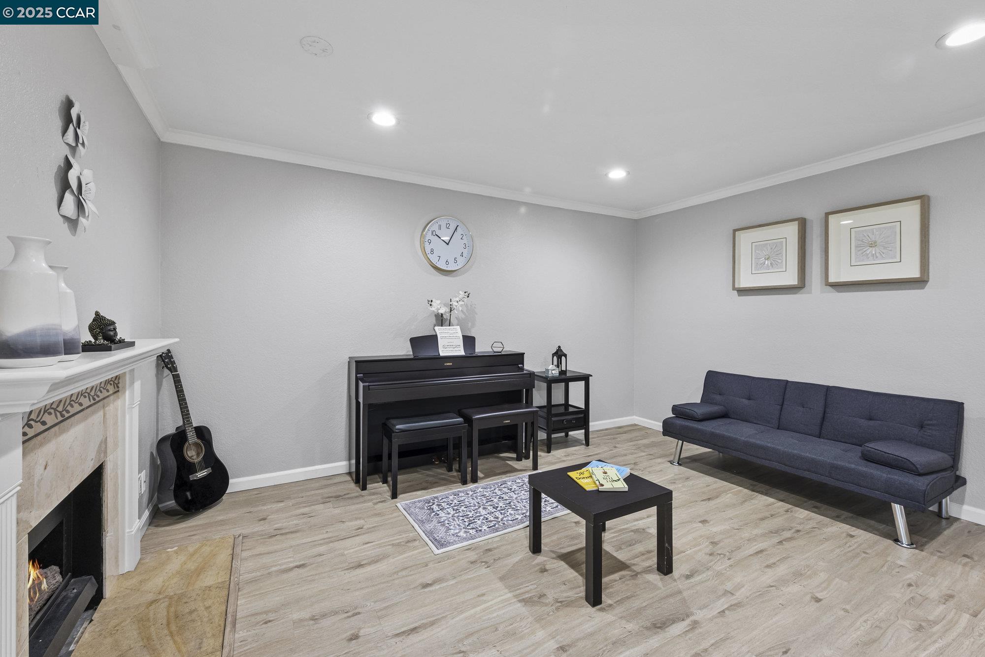Detail Gallery Image 3 of 38 For 1117 Indian Summer Ct, San Jose,  CA 95122 - 2 Beds | 1 Baths