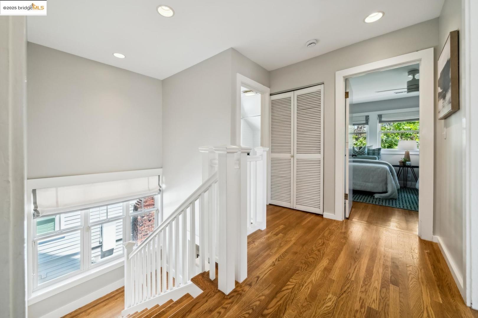 Detail Gallery Image 24 of 54 For 5490 Kales Ave, Oakland,  CA 94618 - 4 Beds | 2/1 Baths