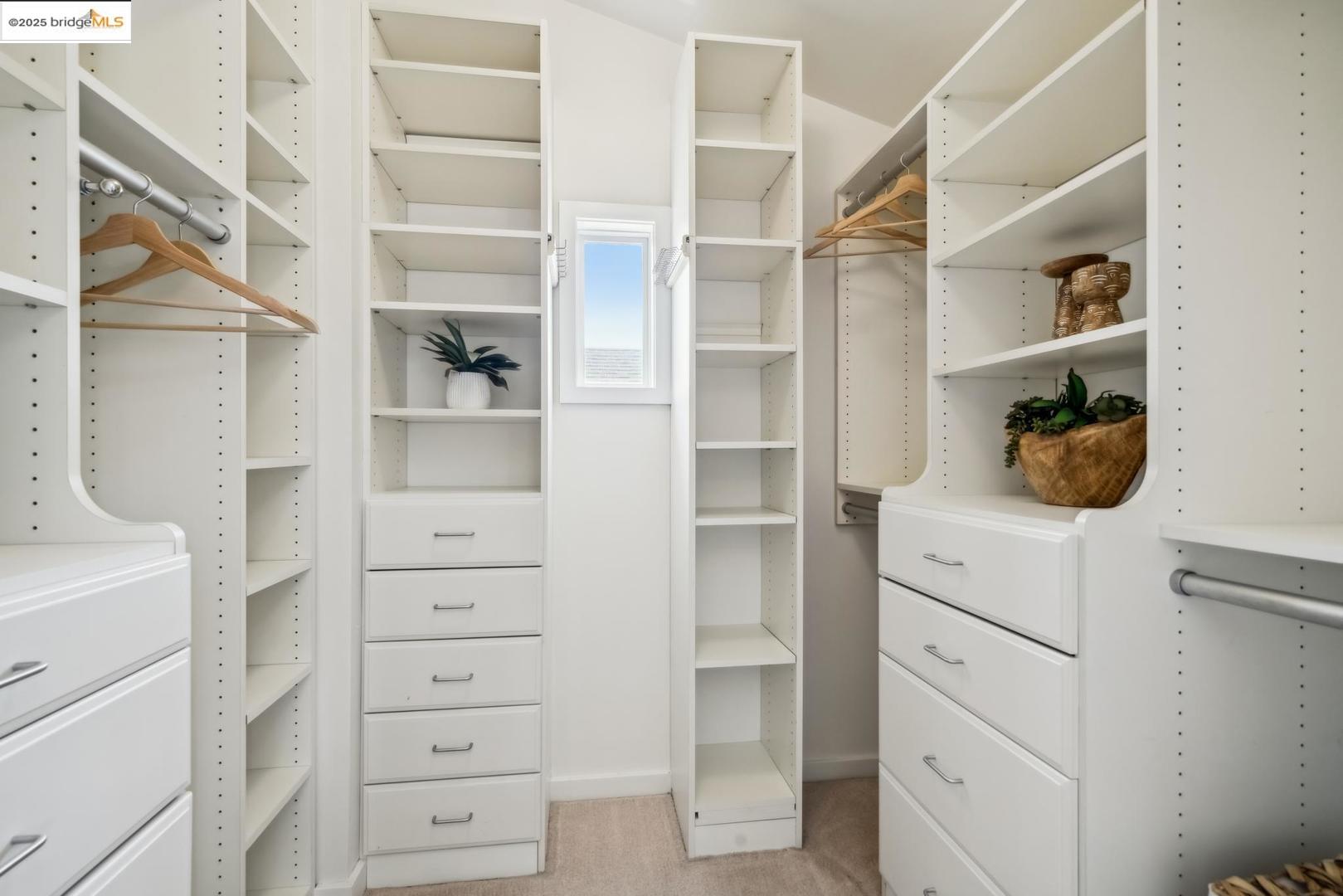 Detail Gallery Image 26 of 54 For 5490 Kales Ave, Oakland,  CA 94618 - 4 Beds | 2/1 Baths