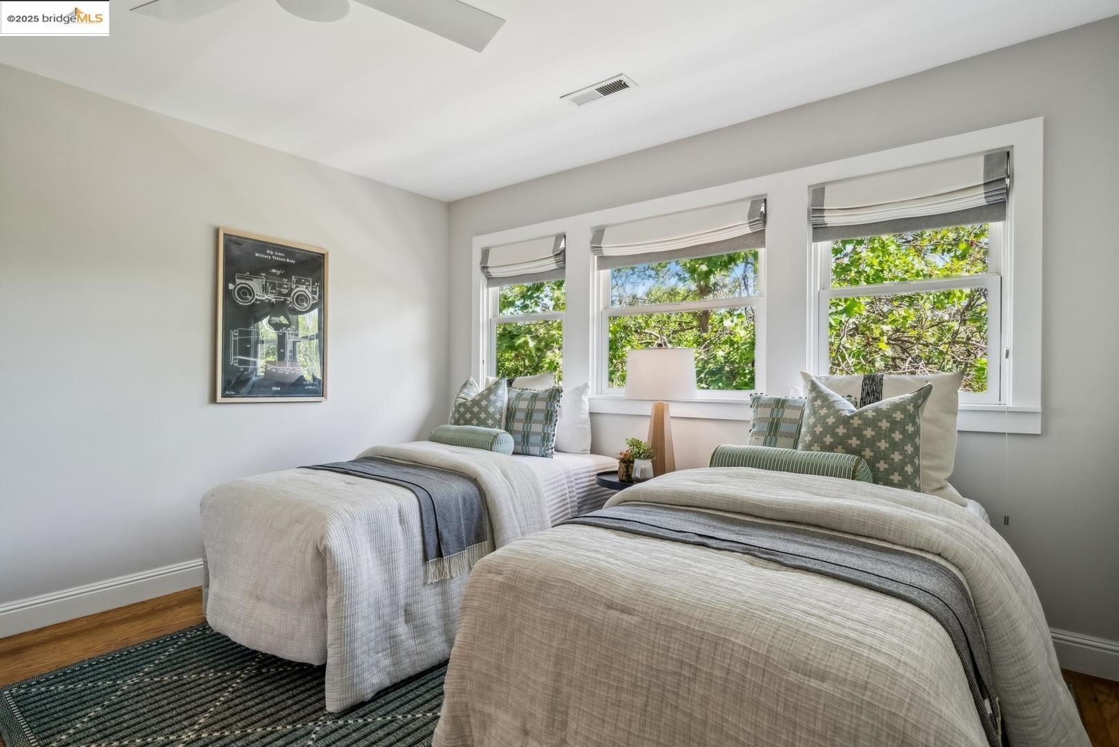 Detail Gallery Image 30 of 54 For 5490 Kales Ave, Oakland,  CA 94618 - 4 Beds | 2/1 Baths