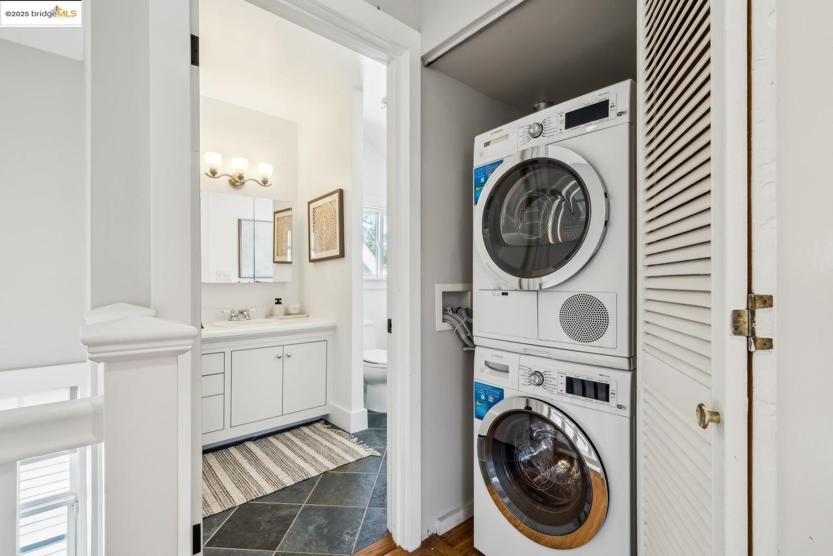 Detail Gallery Image 34 of 54 For 5490 Kales Ave, Oakland,  CA 94618 - 4 Beds | 2/1 Baths
