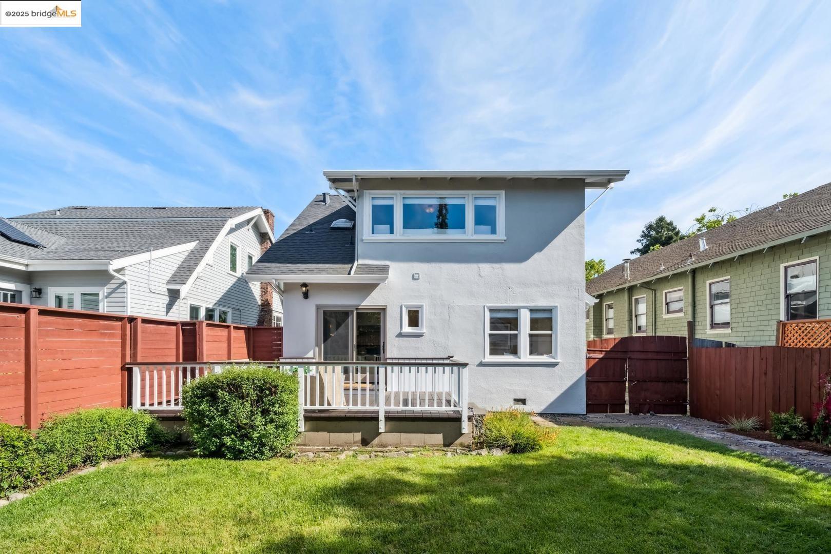 Detail Gallery Image 36 of 54 For 5490 Kales Ave, Oakland,  CA 94618 - 4 Beds | 2/1 Baths