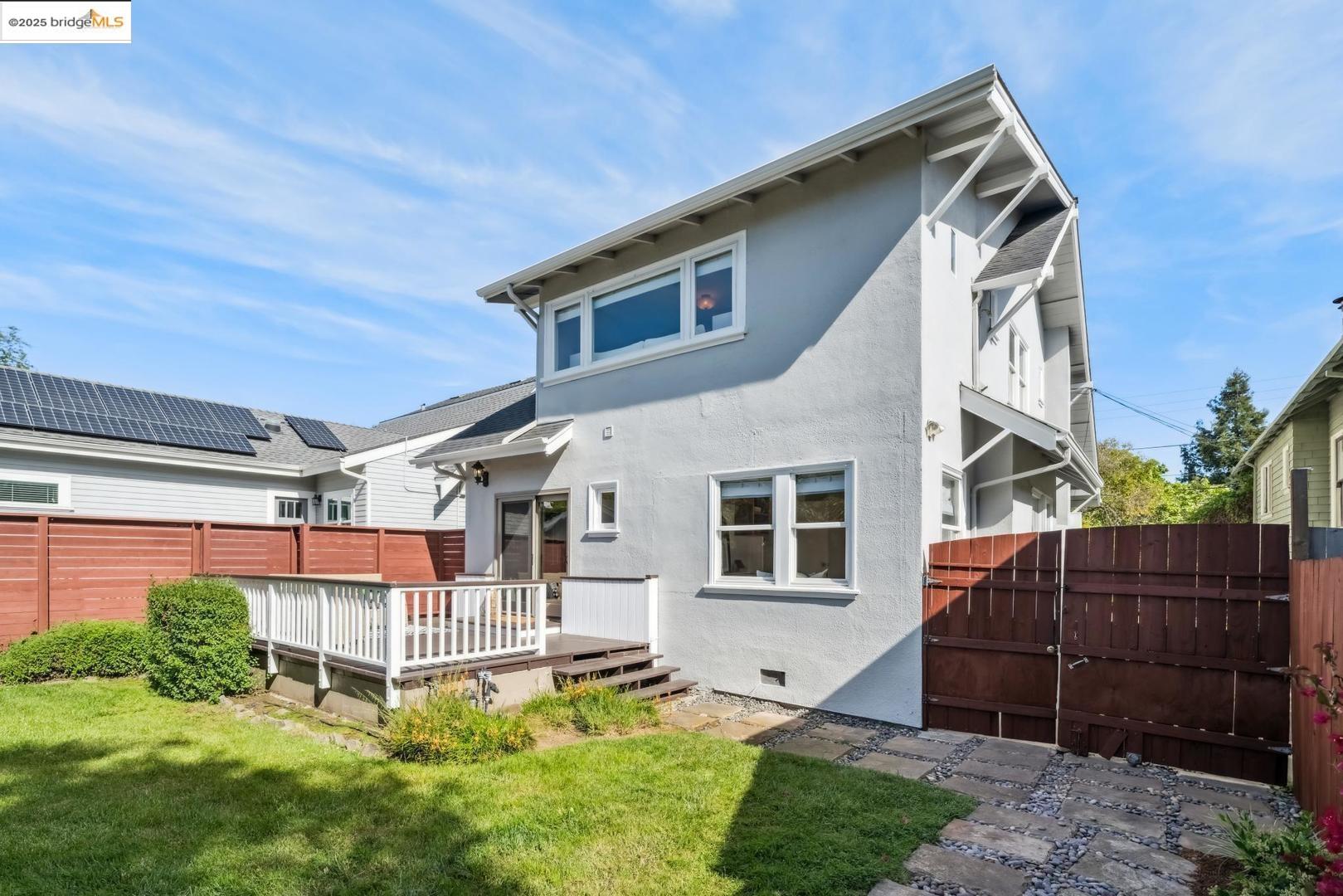 Detail Gallery Image 37 of 54 For 5490 Kales Ave, Oakland,  CA 94618 - 4 Beds | 2/1 Baths