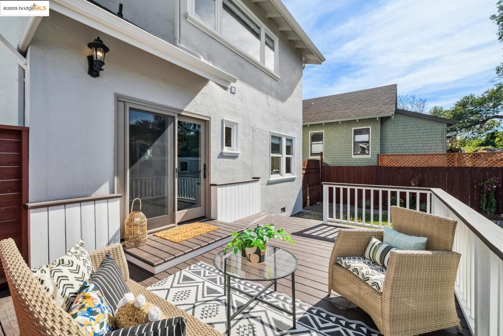 Detail Gallery Image 38 of 54 For 5490 Kales Ave, Oakland,  CA 94618 - 4 Beds | 2/1 Baths