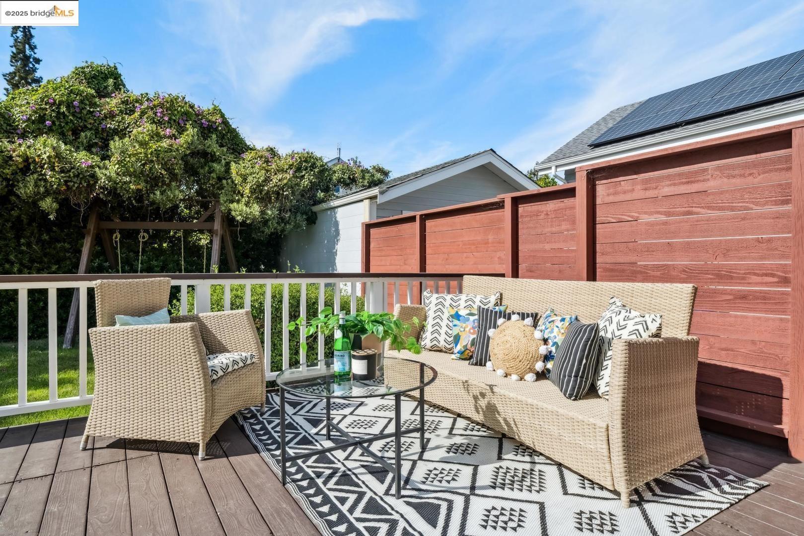 Detail Gallery Image 39 of 54 For 5490 Kales Ave, Oakland,  CA 94618 - 4 Beds | 2/1 Baths