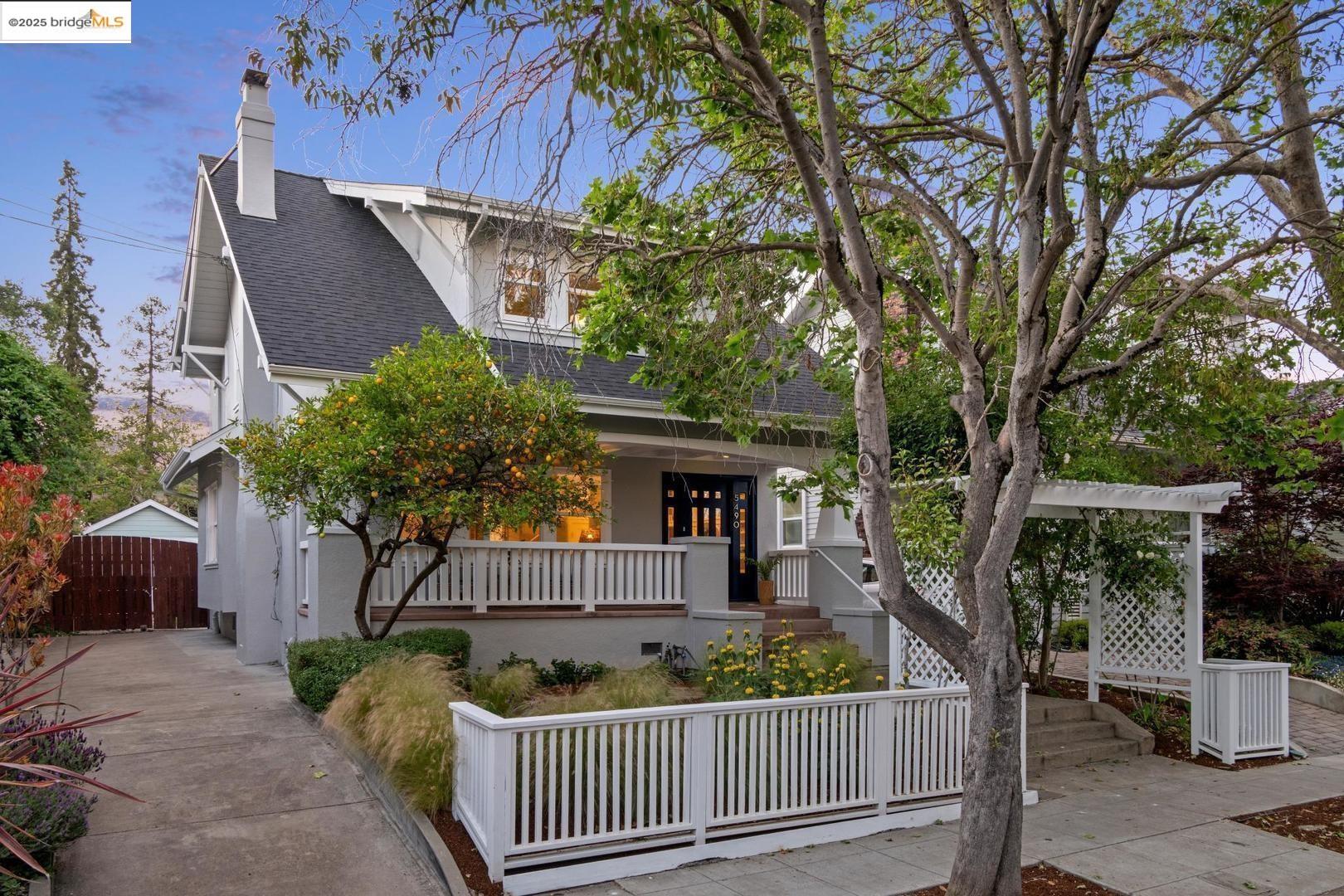 Detail Gallery Image 42 of 54 For 5490 Kales Ave, Oakland,  CA 94618 - 4 Beds | 2/1 Baths