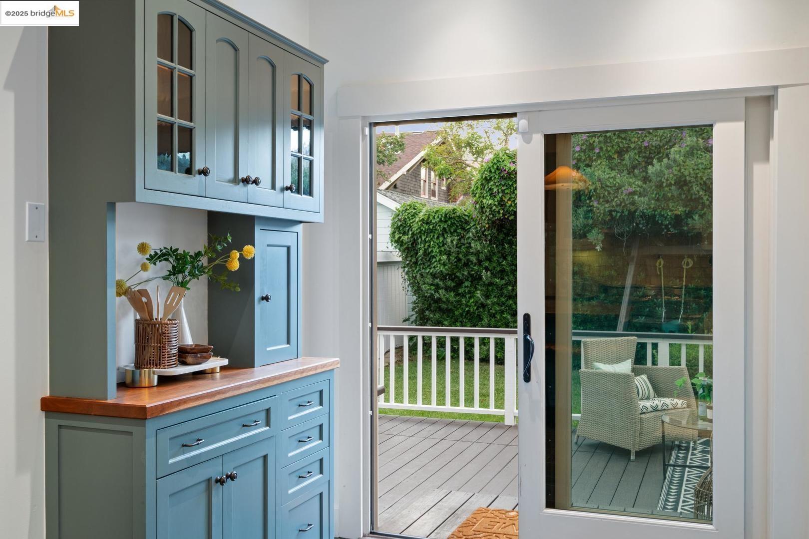 Detail Gallery Image 48 of 54 For 5490 Kales Ave, Oakland,  CA 94618 - 4 Beds | 2/1 Baths