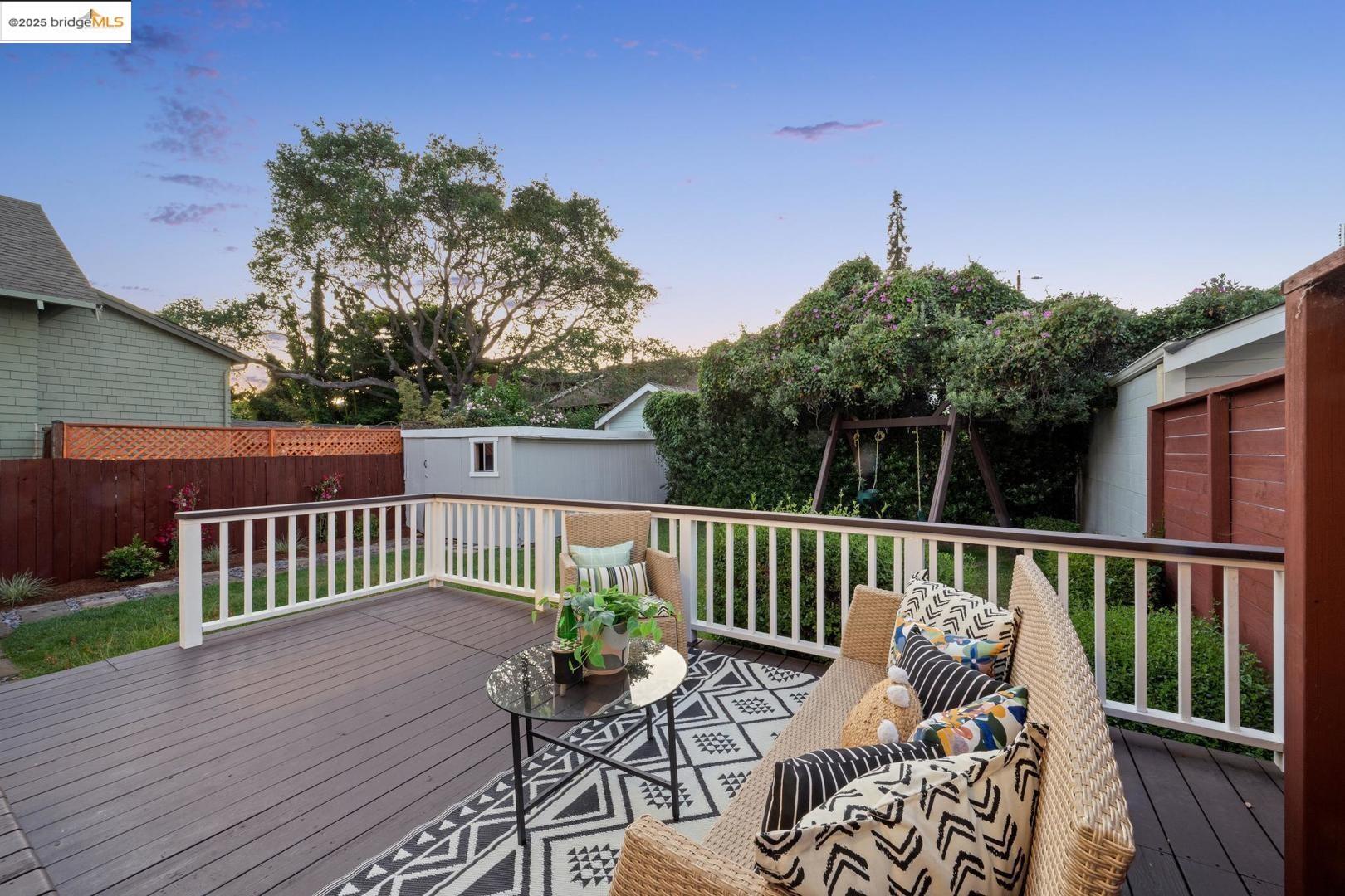 Detail Gallery Image 50 of 54 For 5490 Kales Ave, Oakland,  CA 94618 - 4 Beds | 2/1 Baths