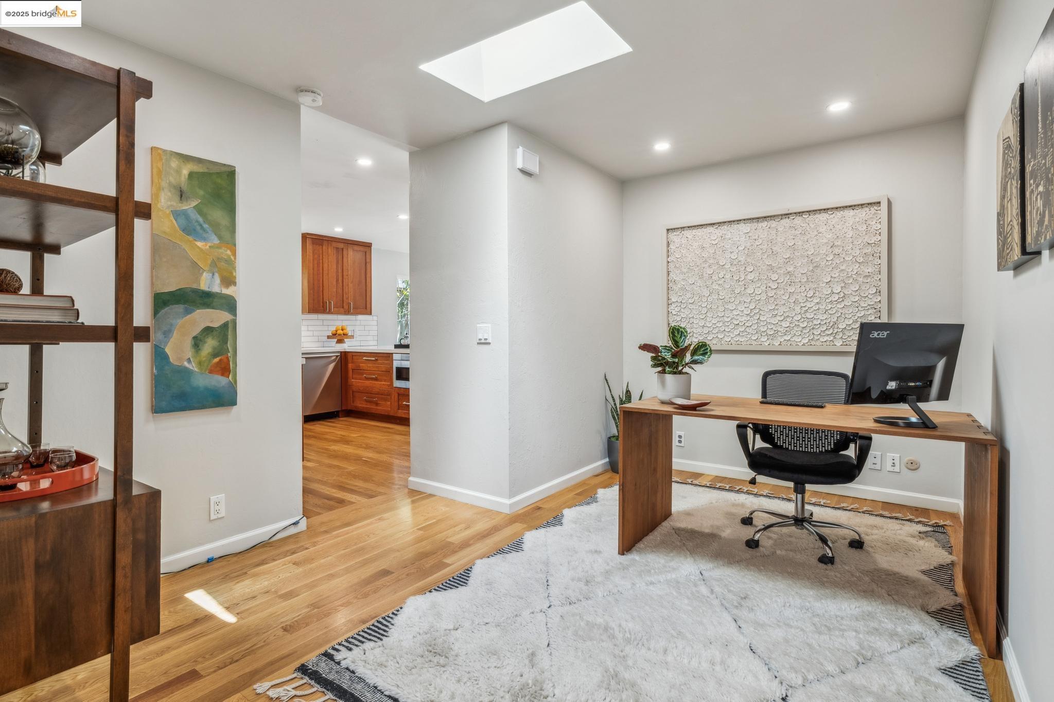 Detail Gallery Image 13 of 55 For 7308 Potrero Ave, El Cerrito,  CA 94530 - 3 Beds | 2 Baths