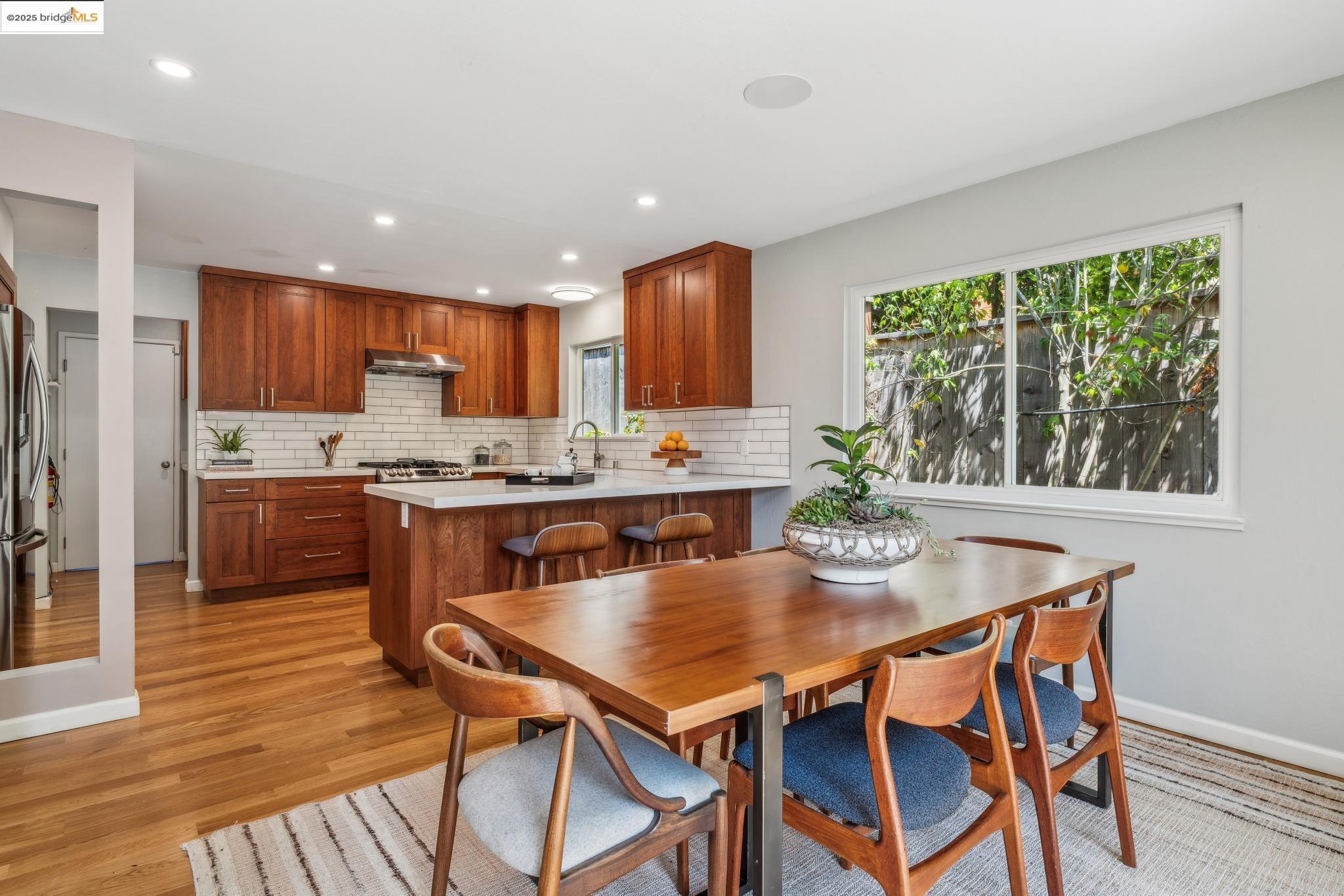 Detail Gallery Image 24 of 55 For 7308 Potrero Ave, El Cerrito,  CA 94530 - 3 Beds | 2 Baths