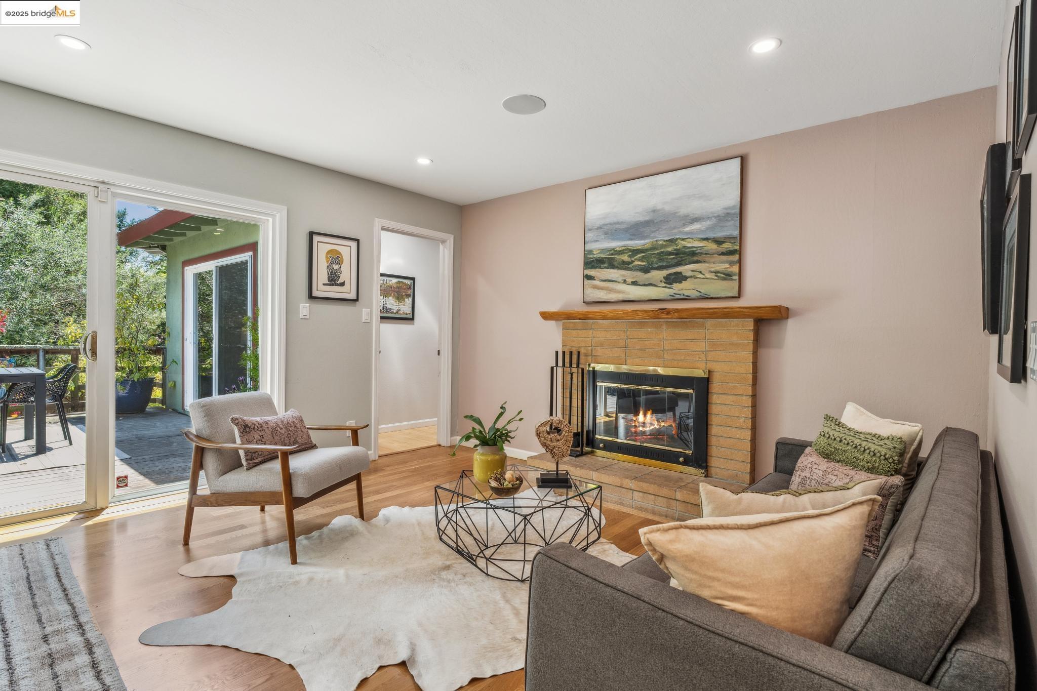 Detail Gallery Image 27 of 55 For 7308 Potrero Ave, El Cerrito,  CA 94530 - 3 Beds | 2 Baths