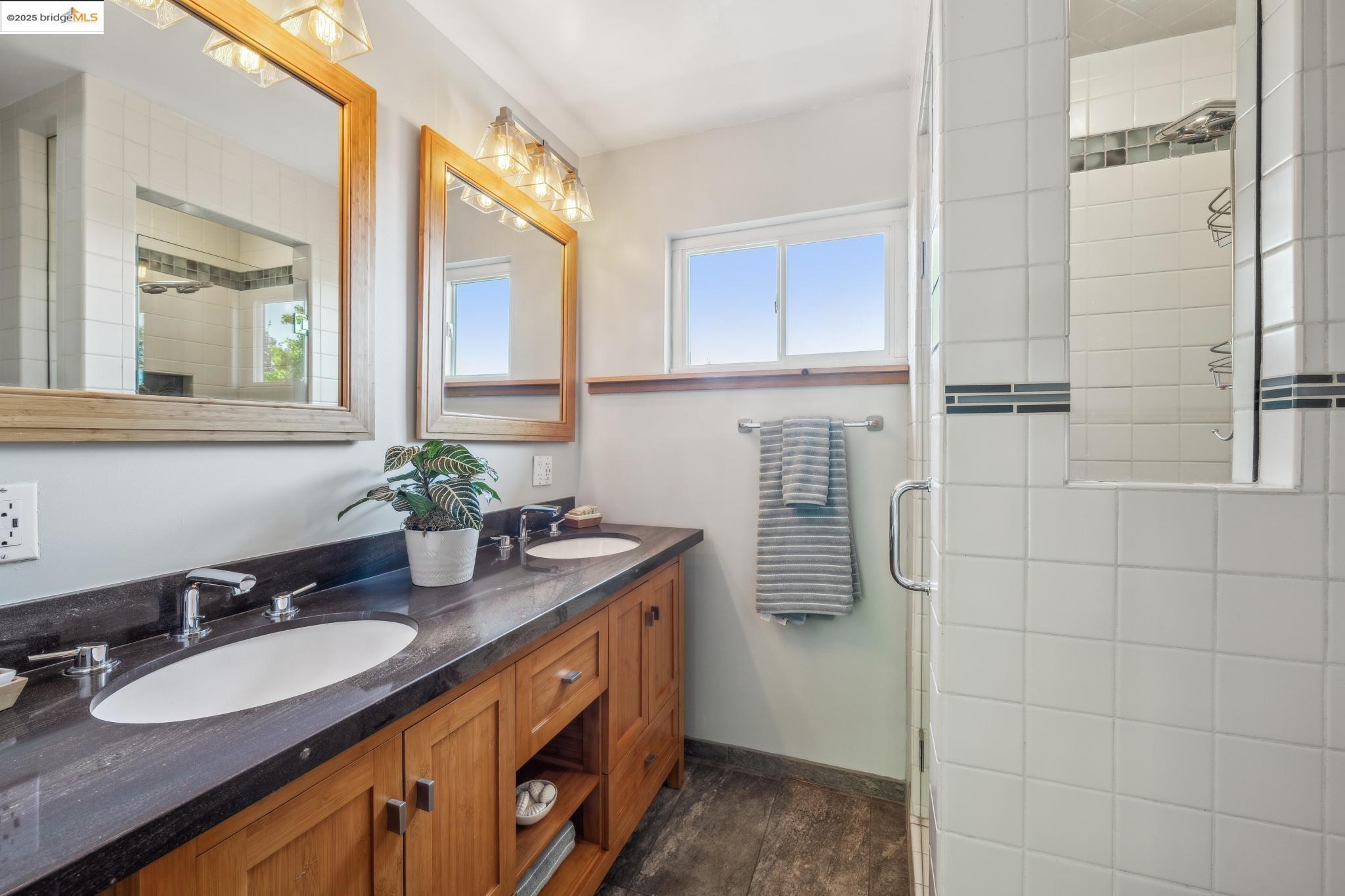 Detail Gallery Image 32 of 55 For 7308 Potrero Ave, El Cerrito,  CA 94530 - 3 Beds | 2 Baths