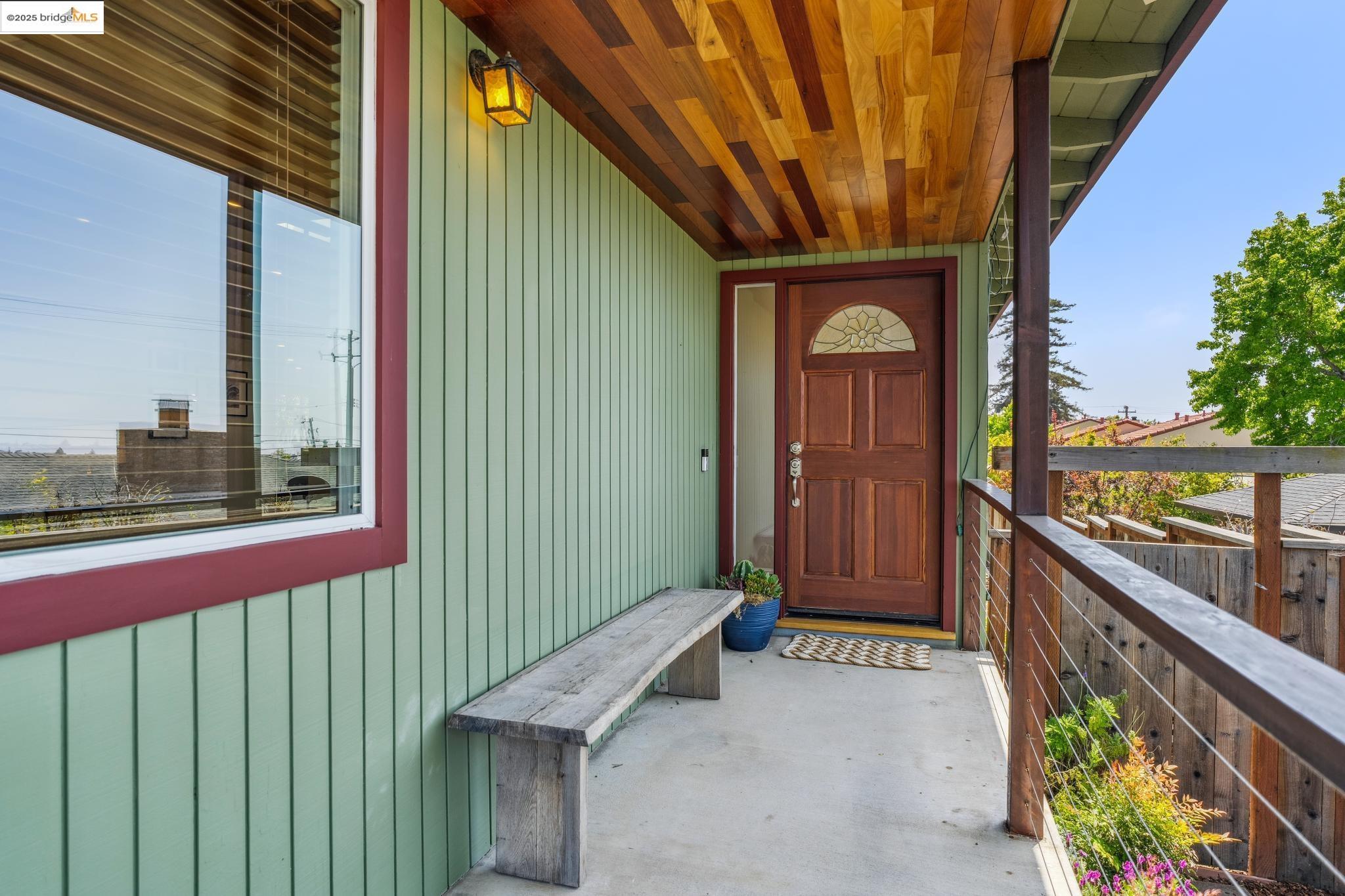 Detail Gallery Image 6 of 55 For 7308 Potrero Ave, El Cerrito,  CA 94530 - 3 Beds | 2 Baths