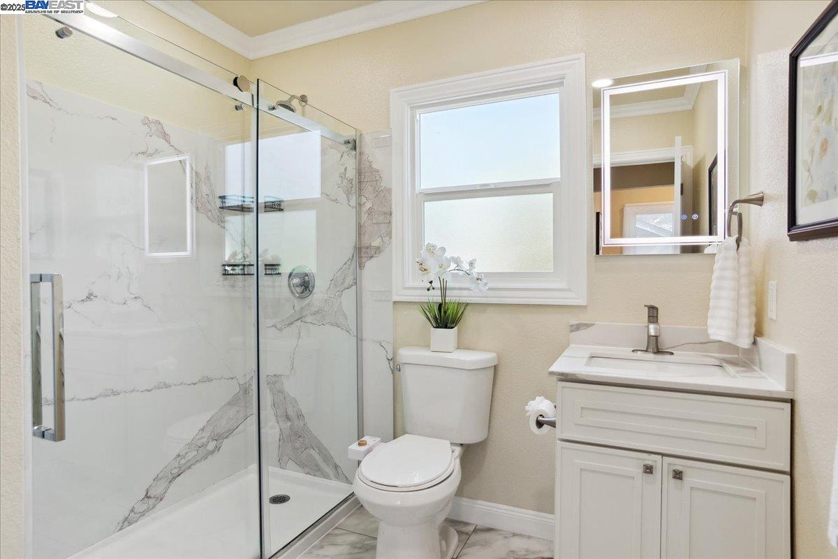 Detail Gallery Image 16 of 29 For 1813 Minturn St, Alameda,  CA 94501 - 2 Beds | 1 Baths