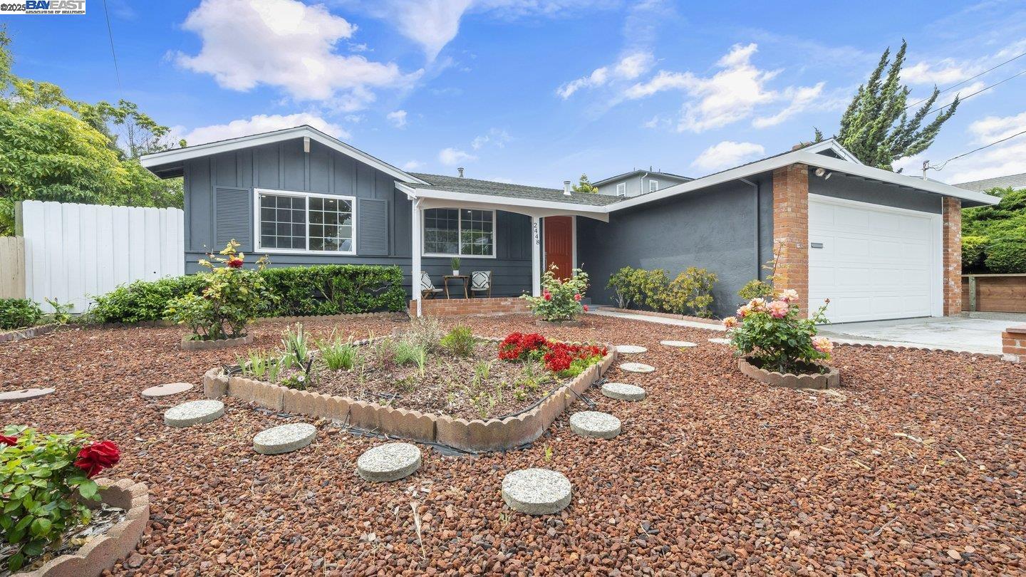 Detail Gallery Image 1 of 60 For 2448 Mahan Way, San Pablo,  CA 94806 - 4 Beds | 2 Baths