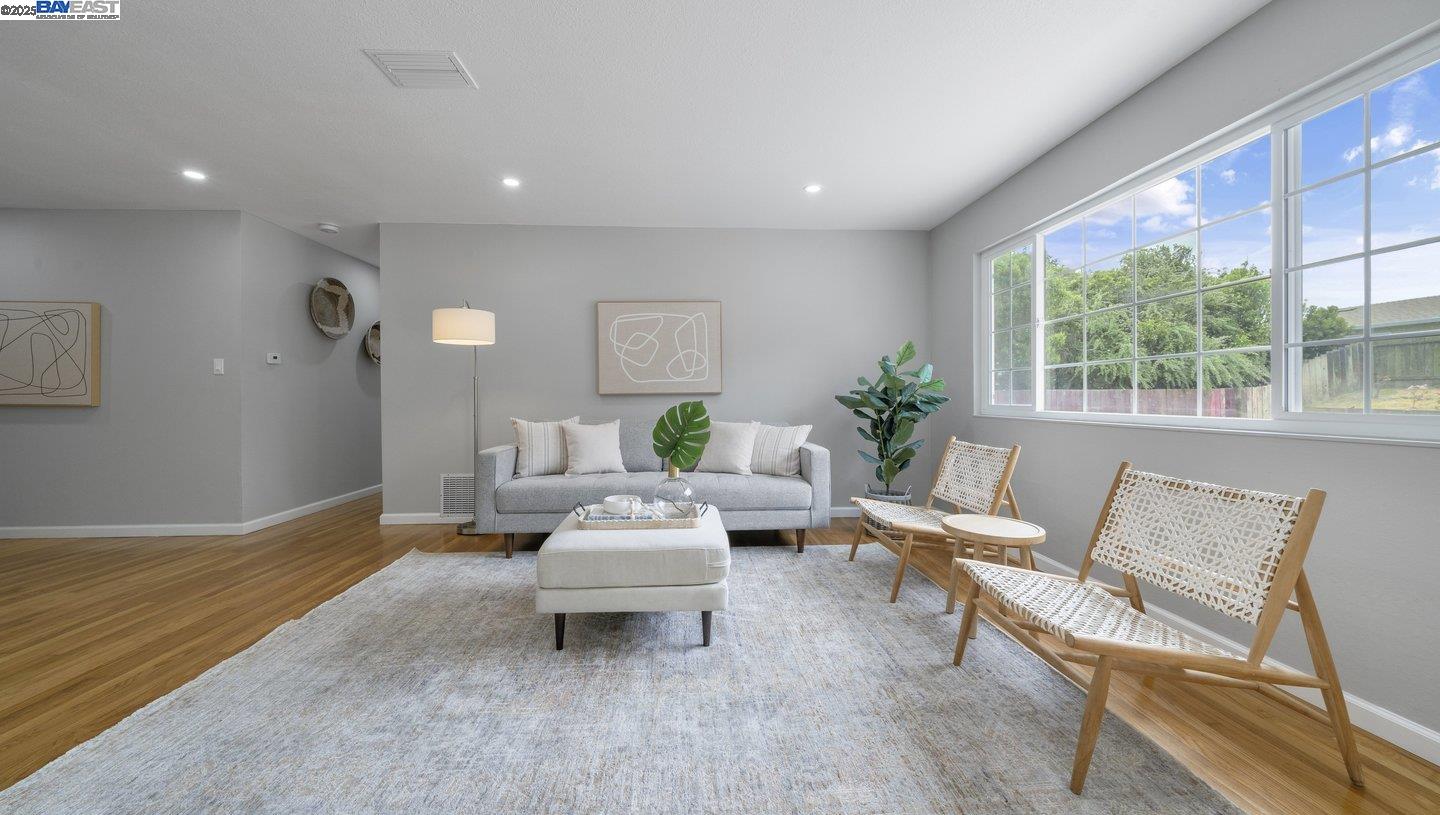 Detail Gallery Image 16 of 60 For 2448 Mahan Way, San Pablo,  CA 94806 - 4 Beds | 2 Baths