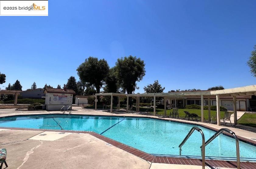 Detail Gallery Image 26 of 30 For 8219 New York Drive, Stockton,  CA 95210 - 2 Beds | 2 Baths
