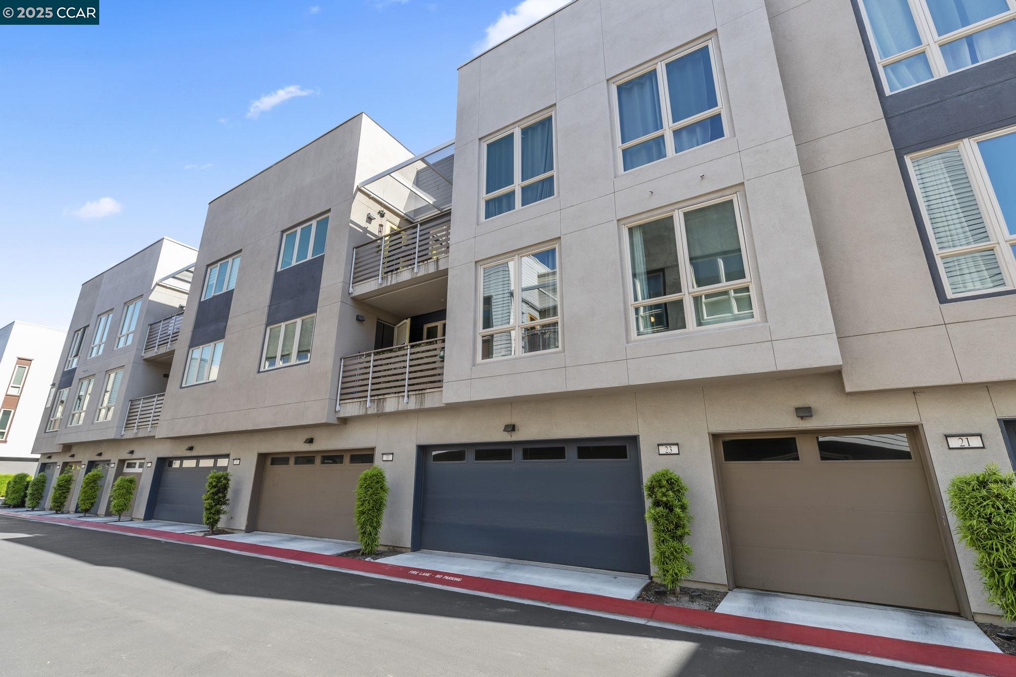 Detail Gallery Image 43 of 60 For 320 Riesling Ave #23,  Milpitas,  CA 95035 - 3 Beds | 2/1 Baths