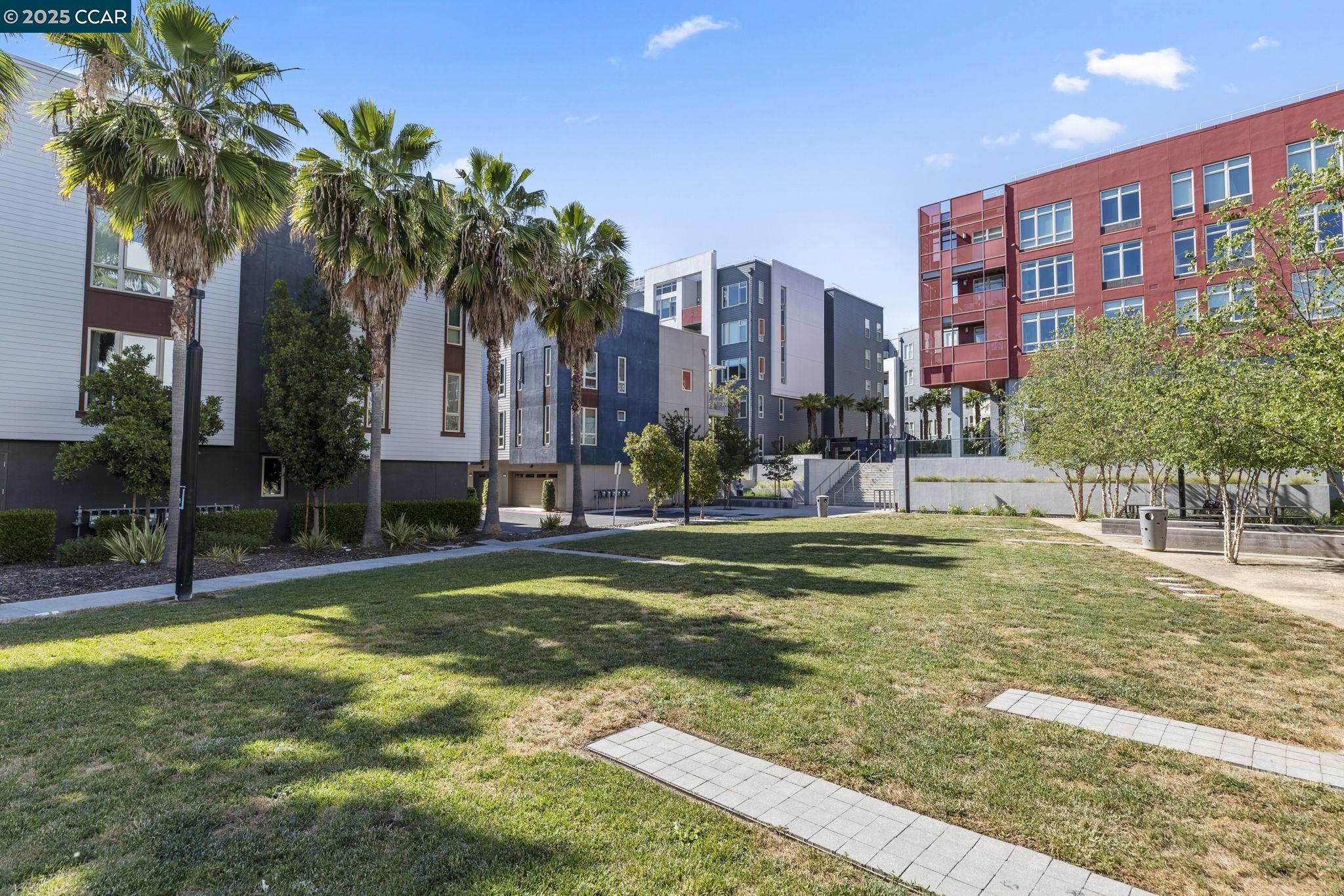 Detail Gallery Image 44 of 60 For 320 Riesling Ave #23,  Milpitas,  CA 95035 - 3 Beds | 2/1 Baths