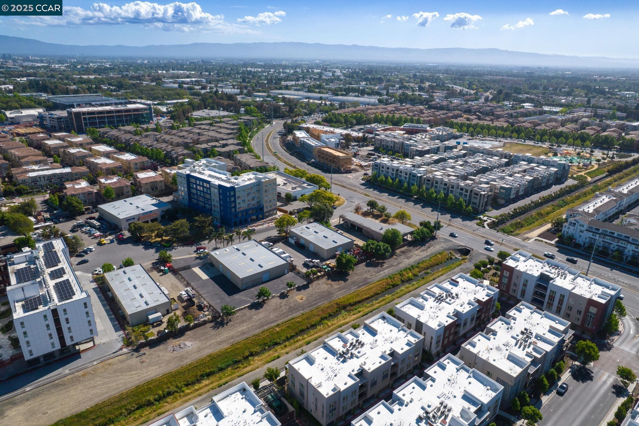 Detail Gallery Image 52 of 60 For 320 Riesling Ave #23,  Milpitas,  CA 95035 - 3 Beds | 2/1 Baths