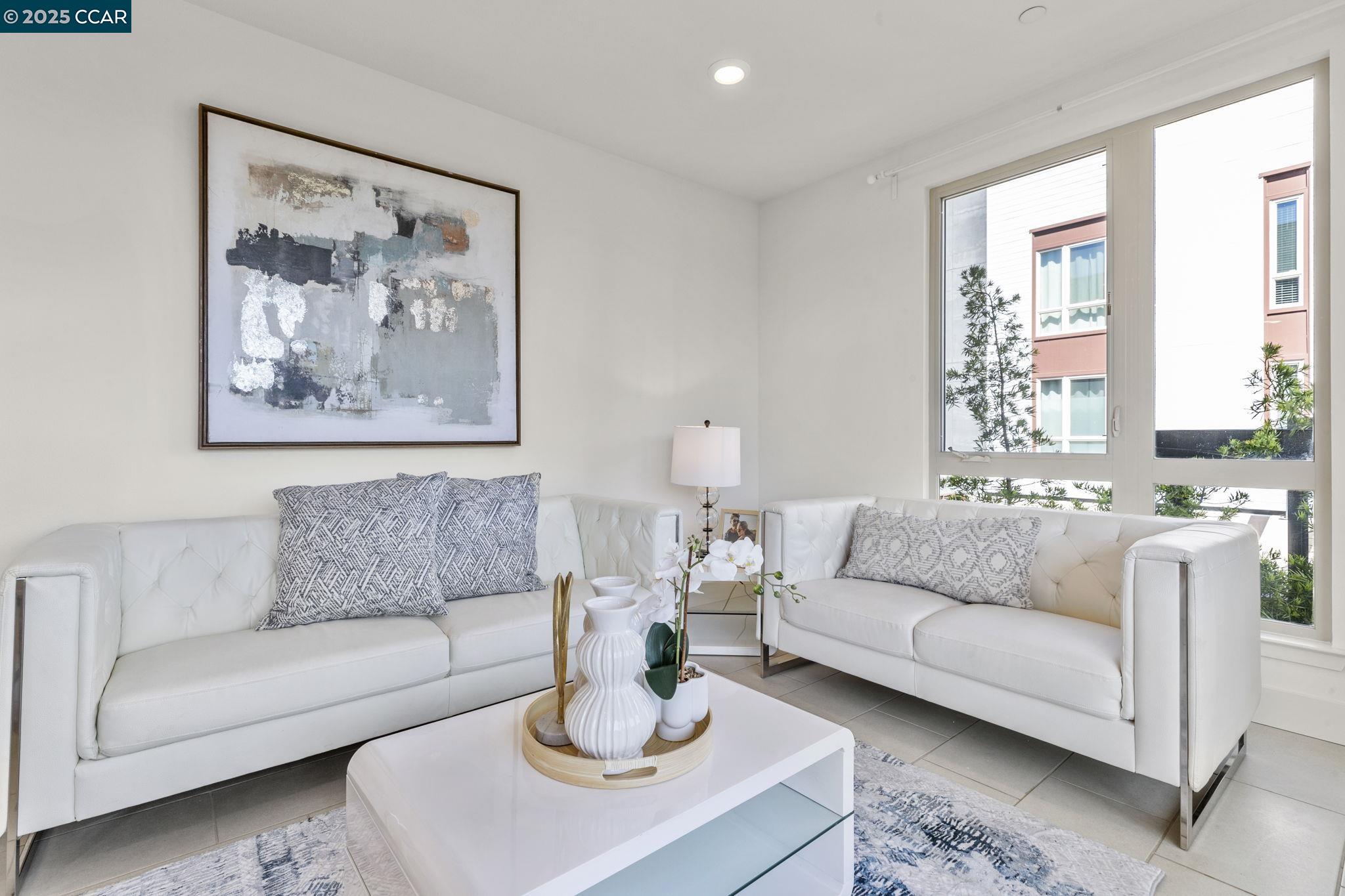 Detail Gallery Image 7 of 60 For 320 Riesling Ave #23,  Milpitas,  CA 95035 - 3 Beds | 2/1 Baths
