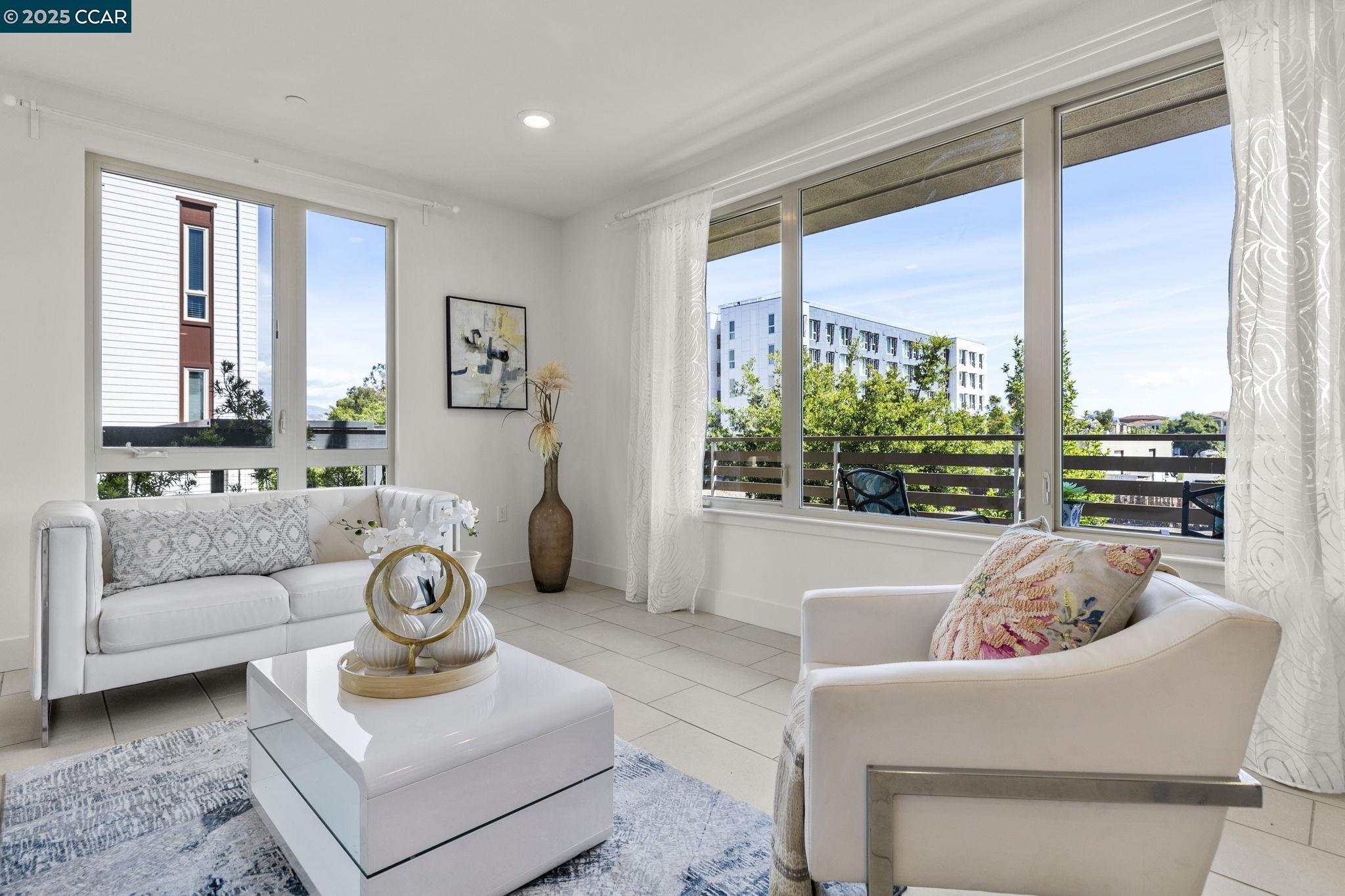 Detail Gallery Image 10 of 60 For 320 Riesling Ave #23,  Milpitas,  CA 95035 - 3 Beds | 2/1 Baths