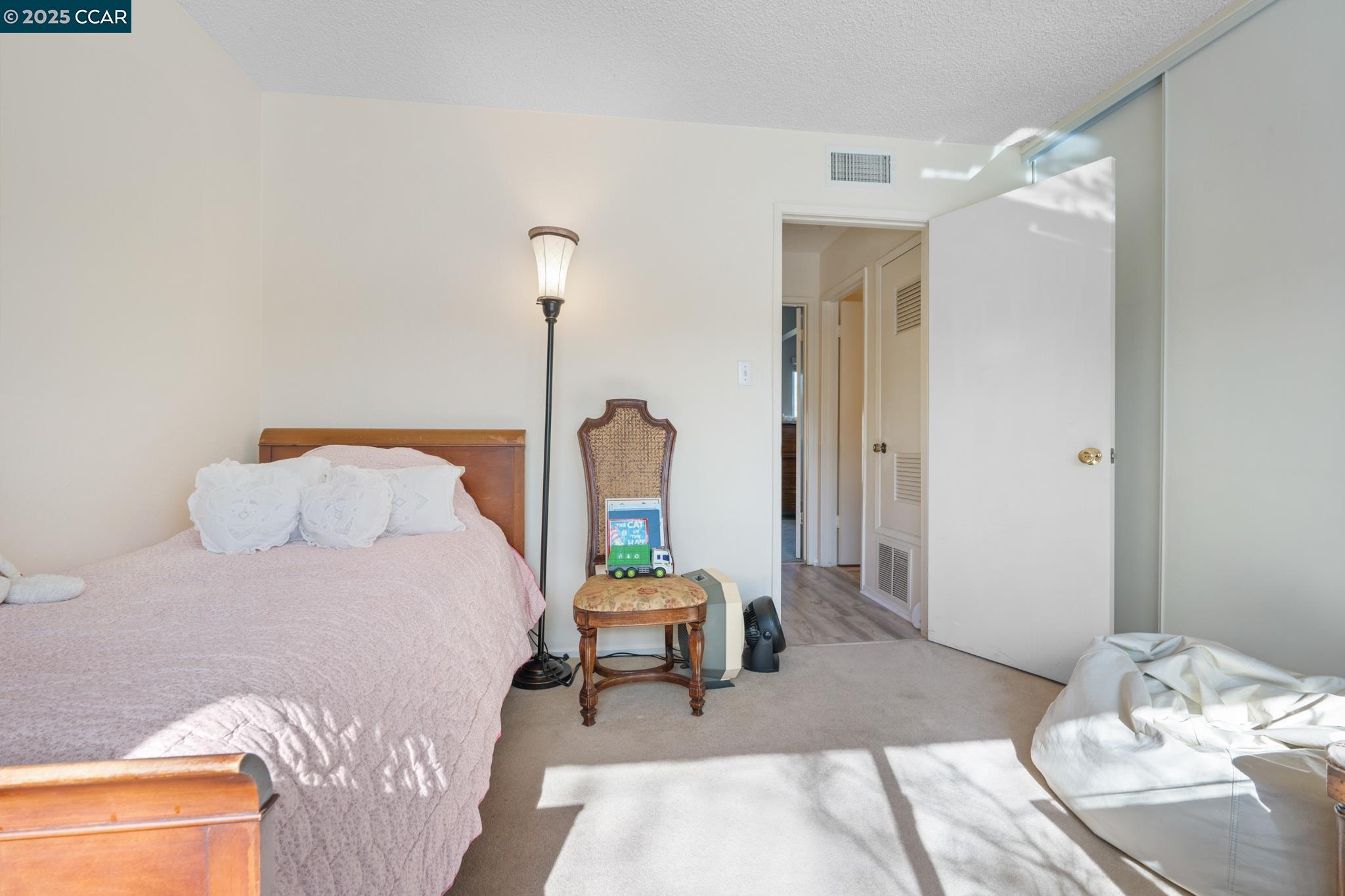 Photo #17: 41096423 Listing: Photo #17