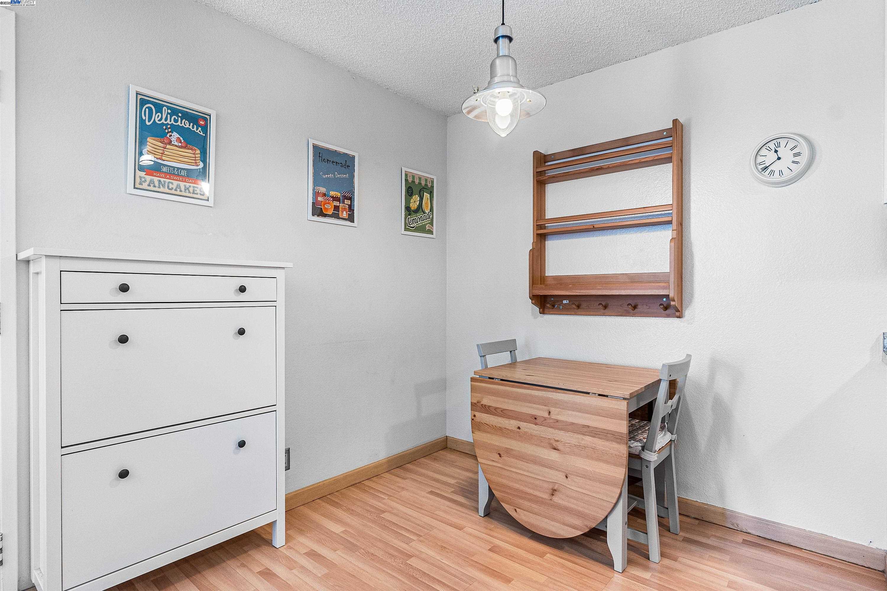 Detail Gallery Image 11 of 23 For 25073 Copa Del Oro Dr #201,  Hayward,  CA 94545 - 2 Beds | 2 Baths