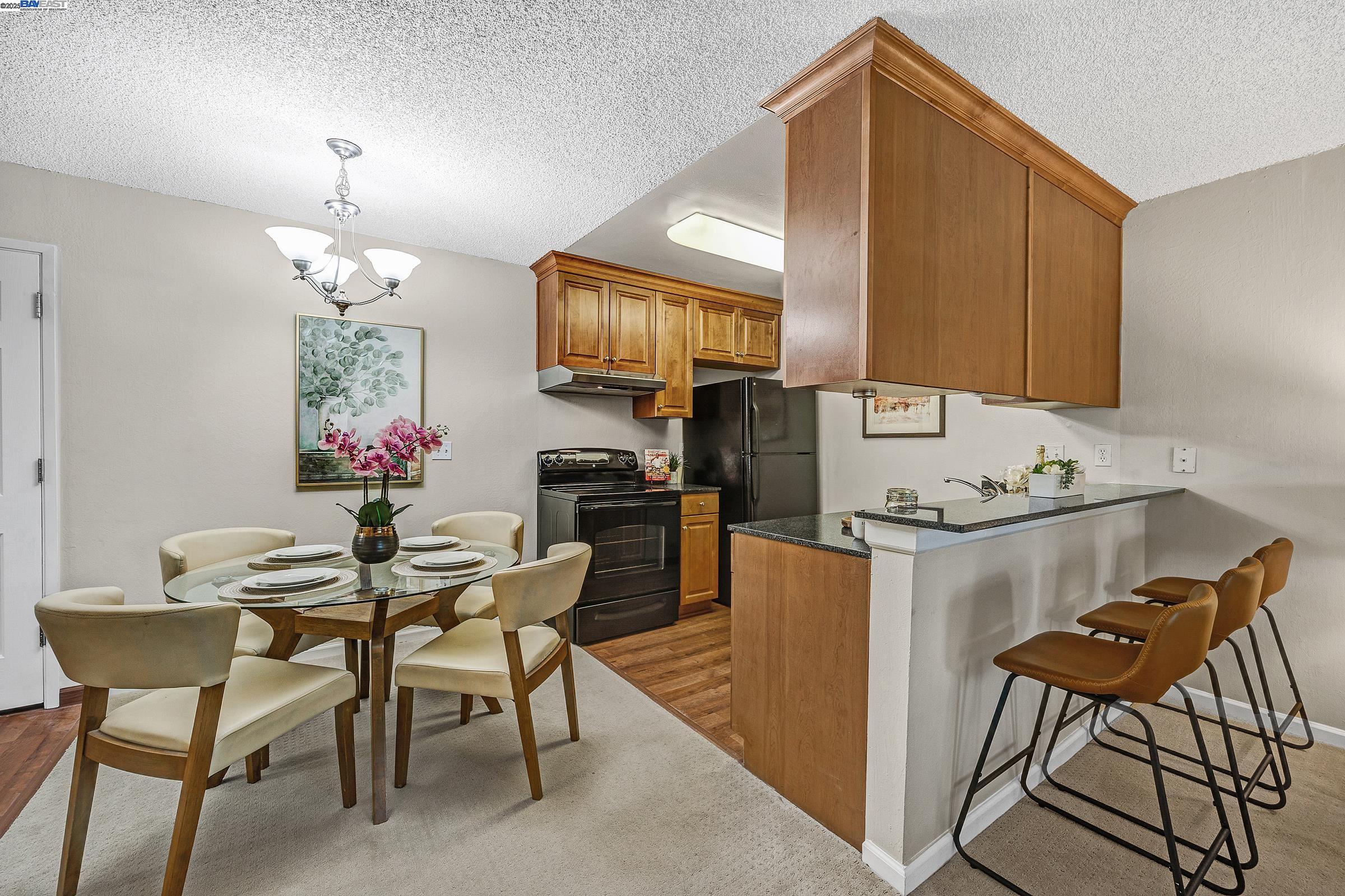 Photo #4: 41096427 Listing: Photo #4