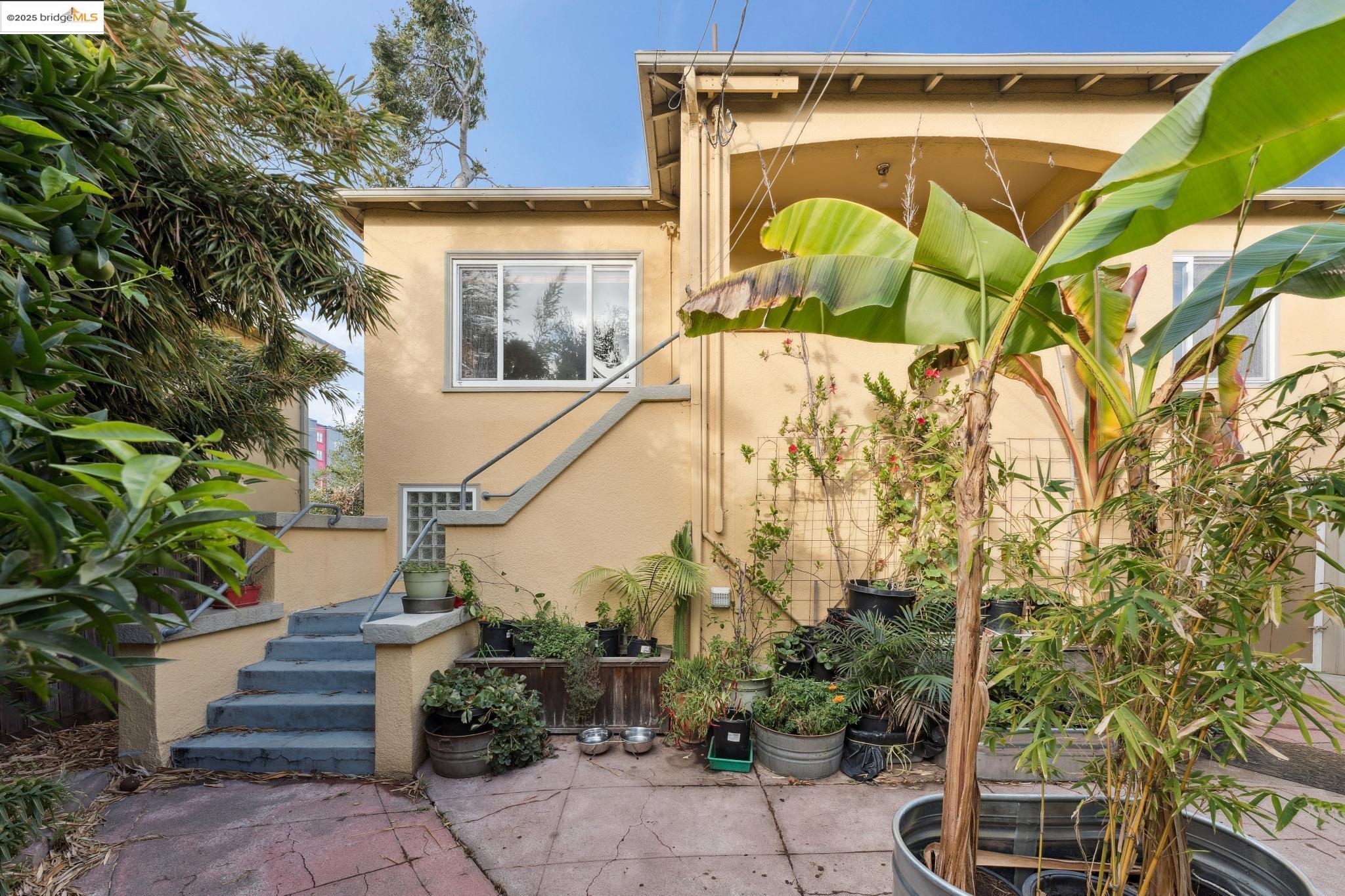 Detail Gallery Image 33 of 60 For 988-986 44th St, Oakland,  CA 94608 - – Beds | – Baths