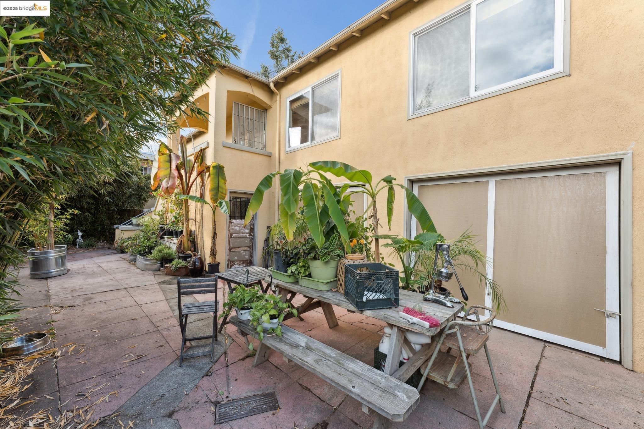 Detail Gallery Image 34 of 60 For 988-986 44th St, Oakland,  CA 94608 - – Beds | – Baths