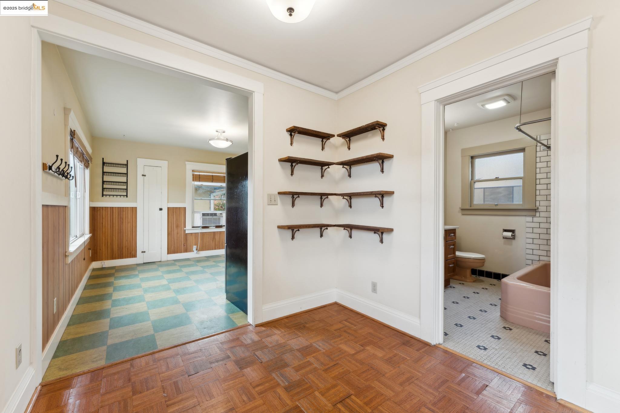 Detail Gallery Image 39 of 60 For 988-986 44th St, Oakland,  CA 94608 - – Beds | – Baths