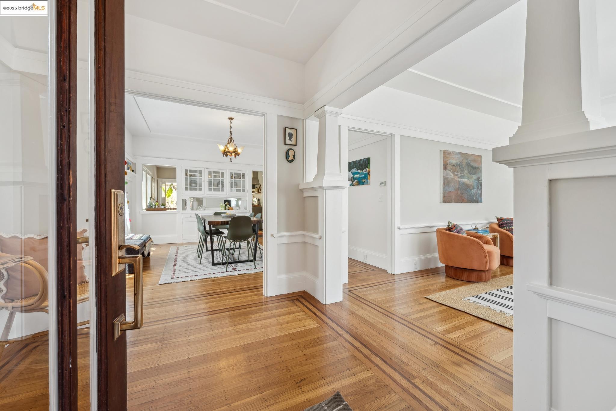 Detail Gallery Image 5 of 60 For 988-986 44th St, Oakland,  CA 94608 - – Beds | – Baths