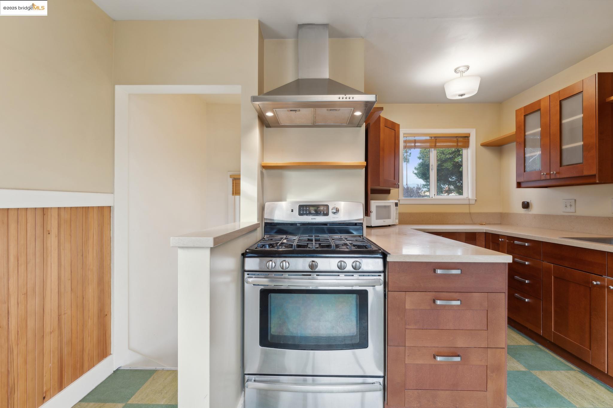 Detail Gallery Image 44 of 60 For 988-986 44th St, Oakland,  CA 94608 - – Beds | – Baths